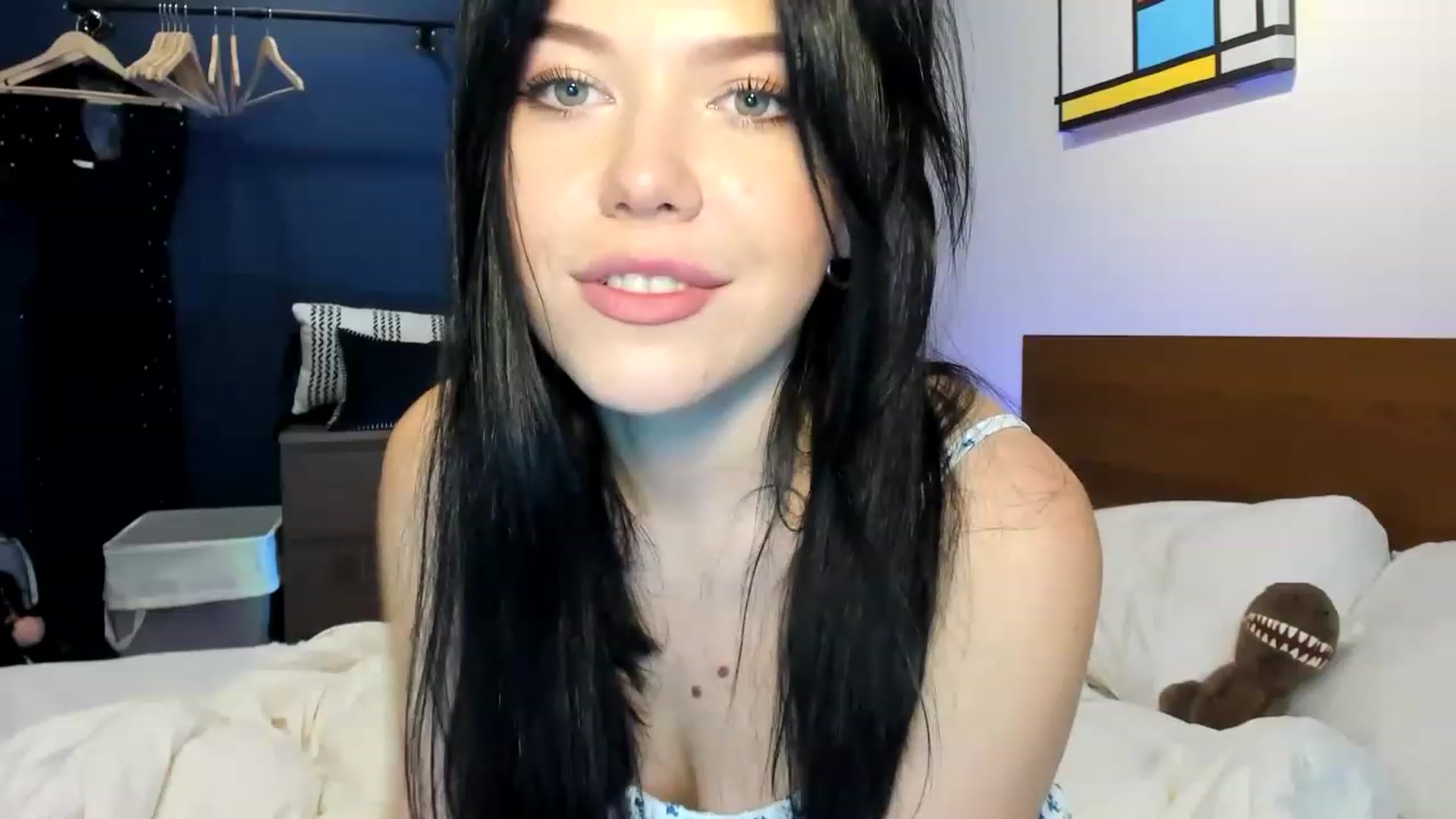 Gallery image thumbnail from Nancy_Morris's myfreecams stream on, 04/07/2023, 01:49 image 14 of 20