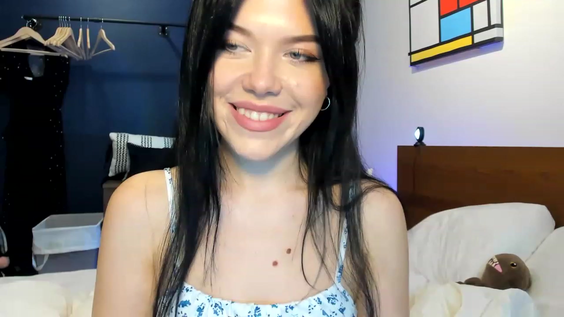 Gallery image thumbnail from Nancy_Morris's myfreecams stream on, 04/07/2023, 01:49 image 8 of 20