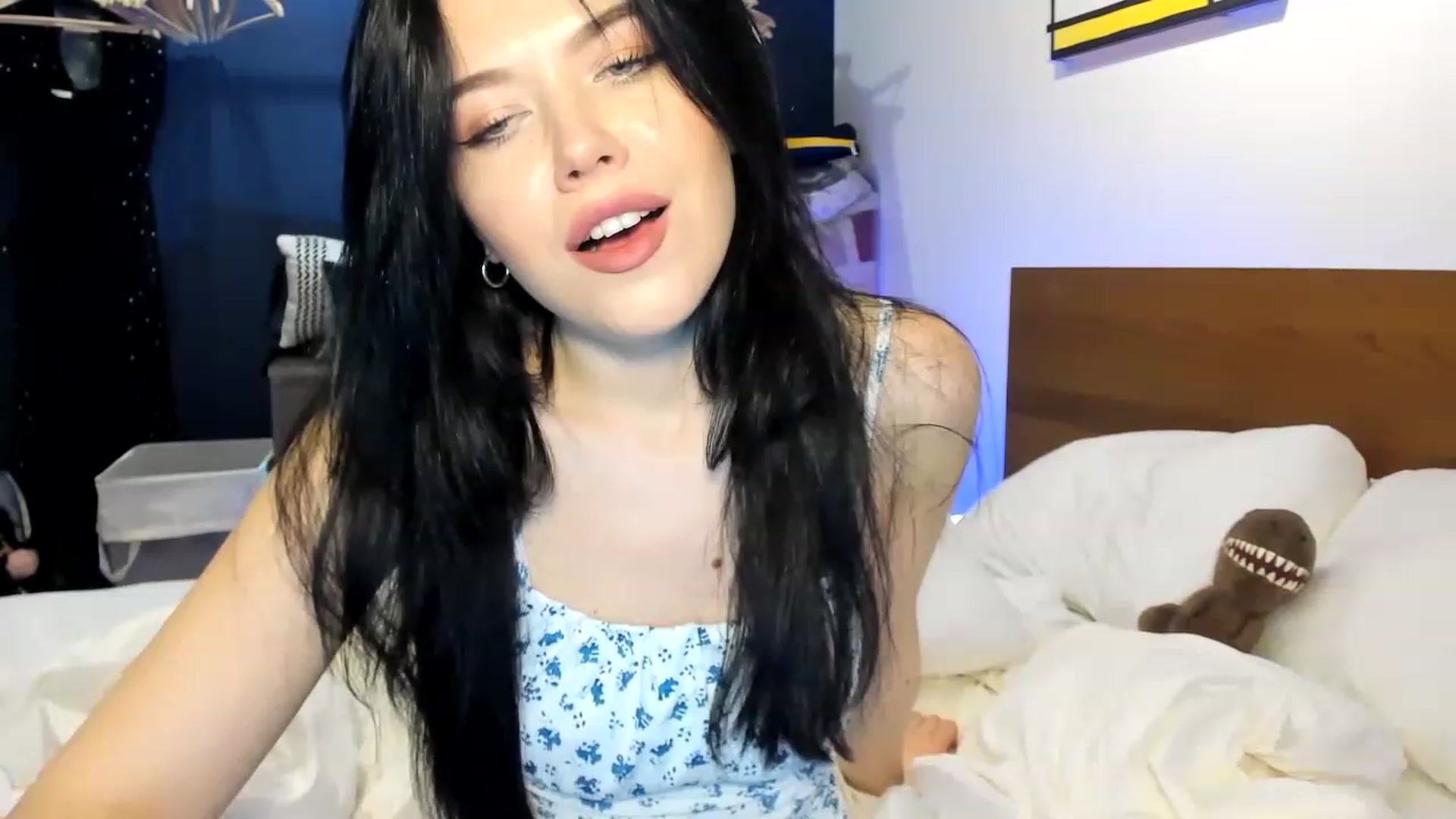 Gallery image thumbnail from Nancy_Morris's myfreecams stream on, 04/07/2023, 01:49 image 16 of 20