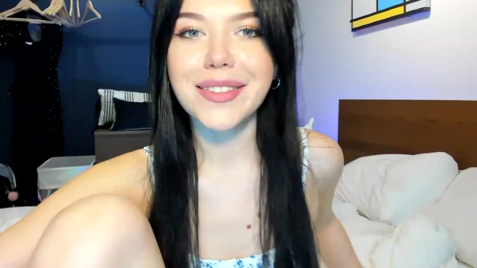 Gallery image thumbnail from Nancy_Morris's myfreecams stream on, 04/07/2023, 01:49 image 12 of 20