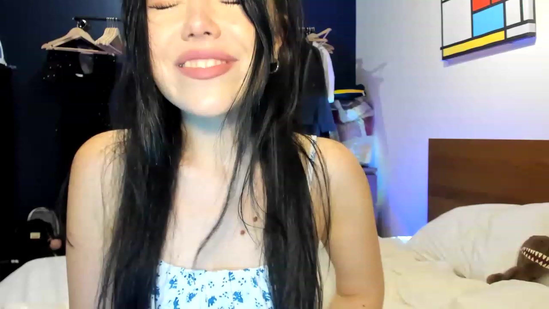 Gallery image thumbnail from Nancy_Morris's myfreecams stream on, 04/07/2023, 03:22 image 7 of 20