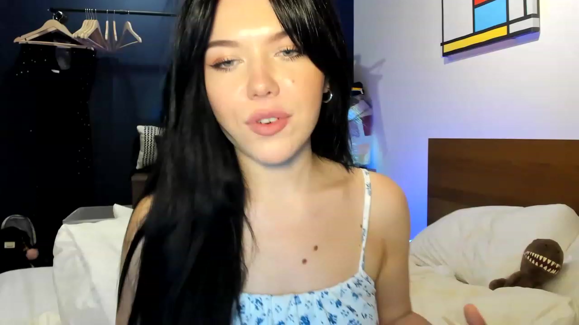 Gallery image thumbnail from Nancy_Morris's myfreecams stream on, 04/07/2023, 03:22 image 9 of 20