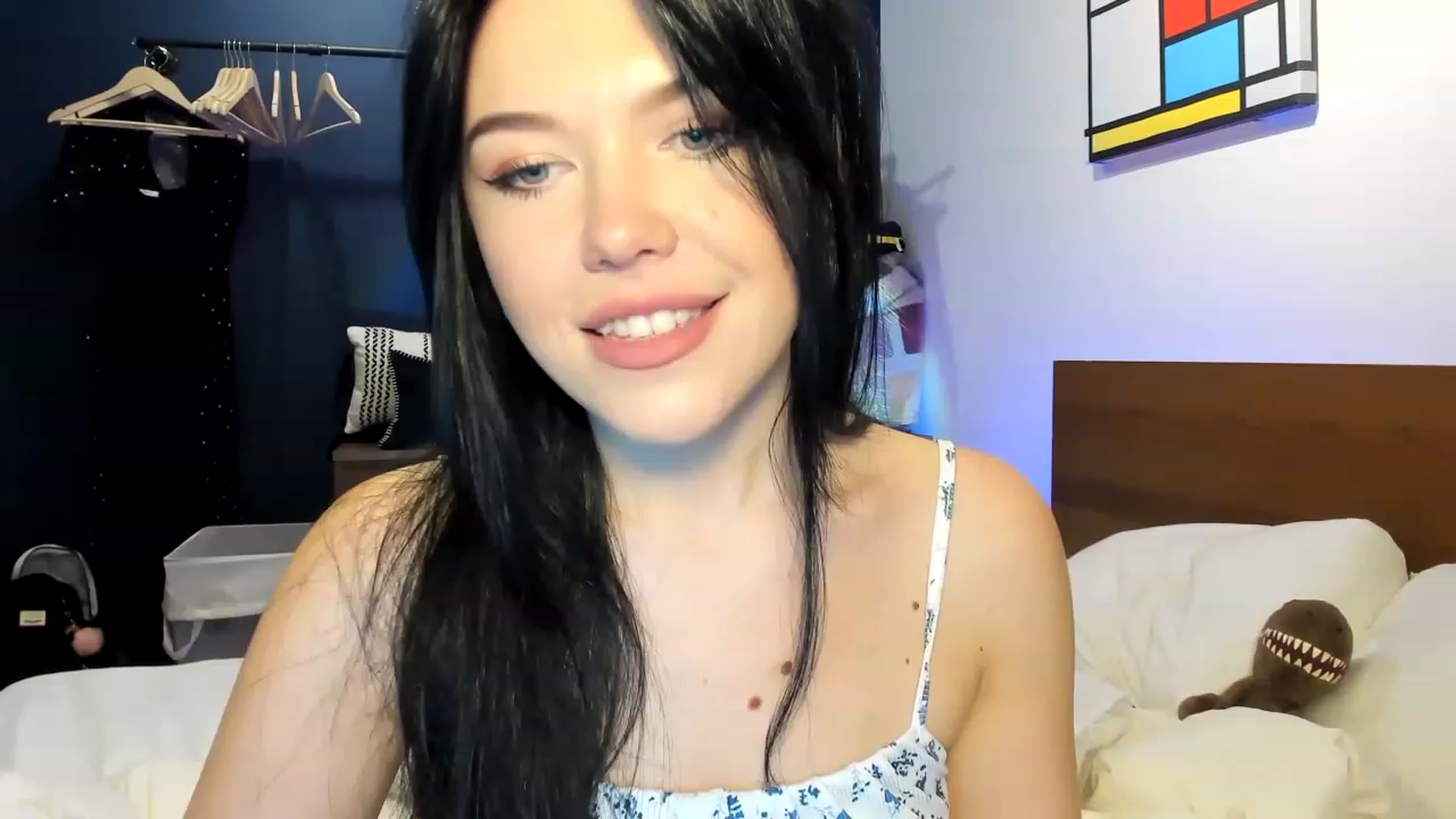 Gallery image thumbnail from Nancy_Morris's myfreecams stream on, 04/07/2023, 03:22 image 4 of 20