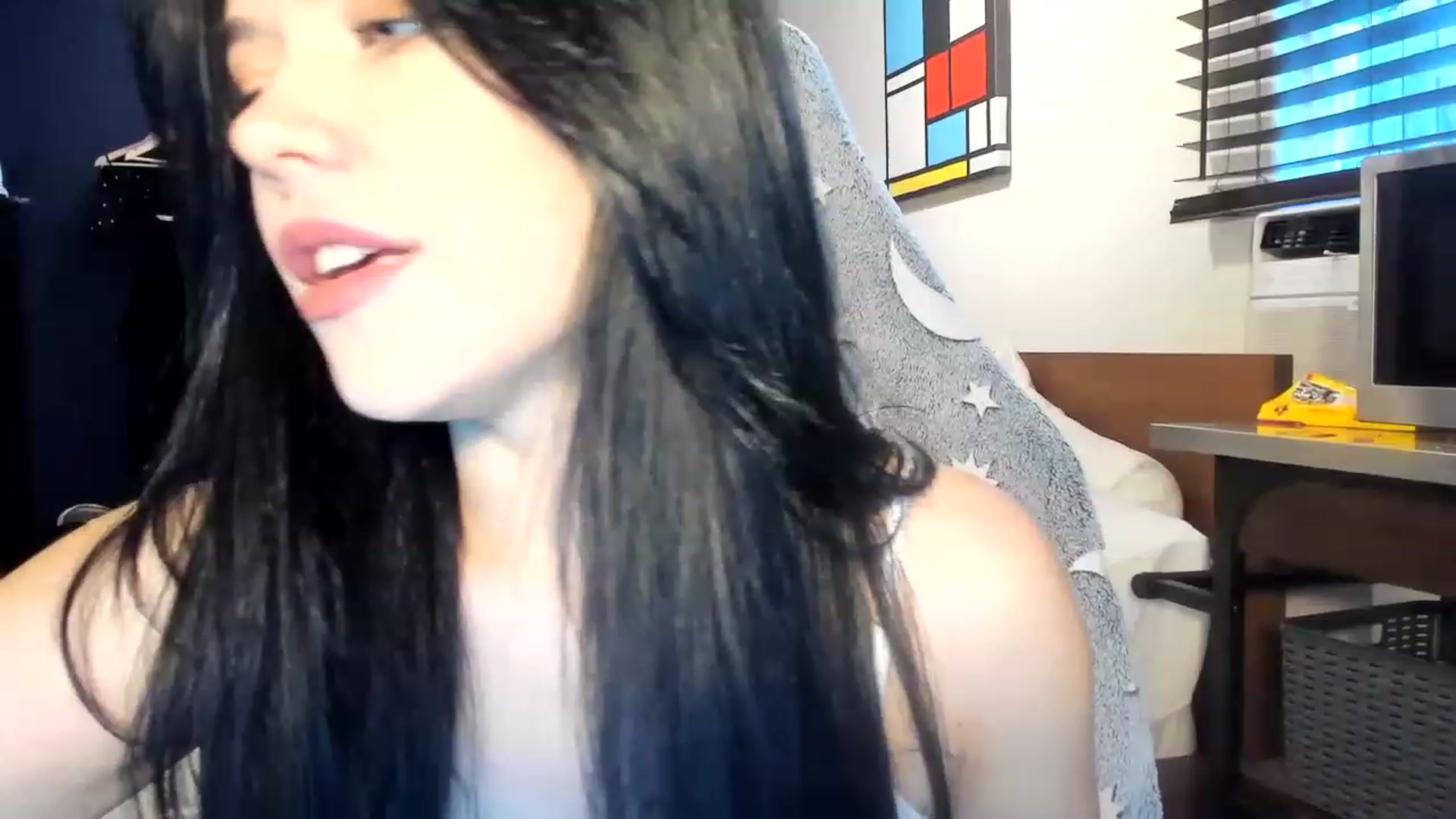 Gallery image thumbnail from Nancy_Morris's myfreecams stream on, 04/09/2023, 01:52 image 13 of 20