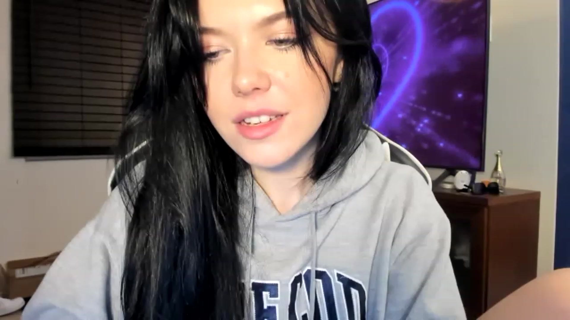Gallery image thumbnail from Nancy_Morris's myfreecams stream on, 04/13/2023, 03:51 image 17 of 20