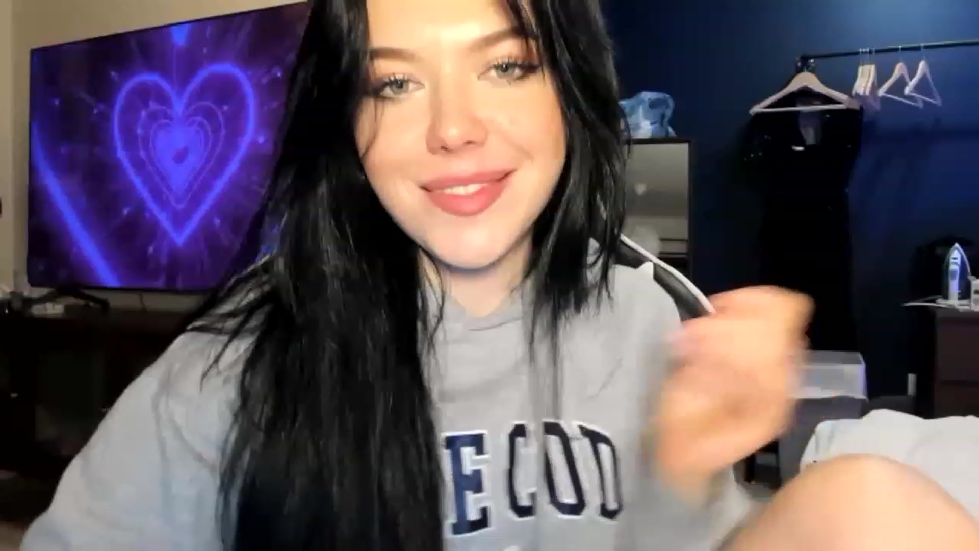 Gallery image thumbnail from Nancy_Morris's myfreecams stream on, 04/13/2023, 04:46 image 13 of 20