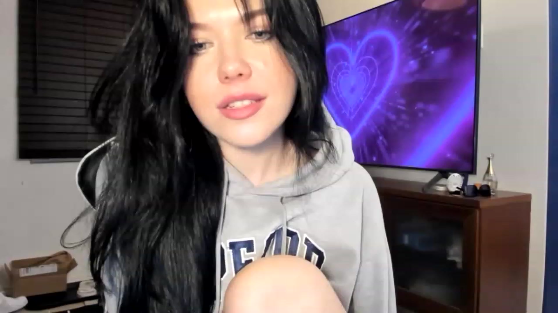 Gallery image thumbnail from Nancy_Morris's myfreecams stream on, 04/13/2023, 04:46 image 12 of 20