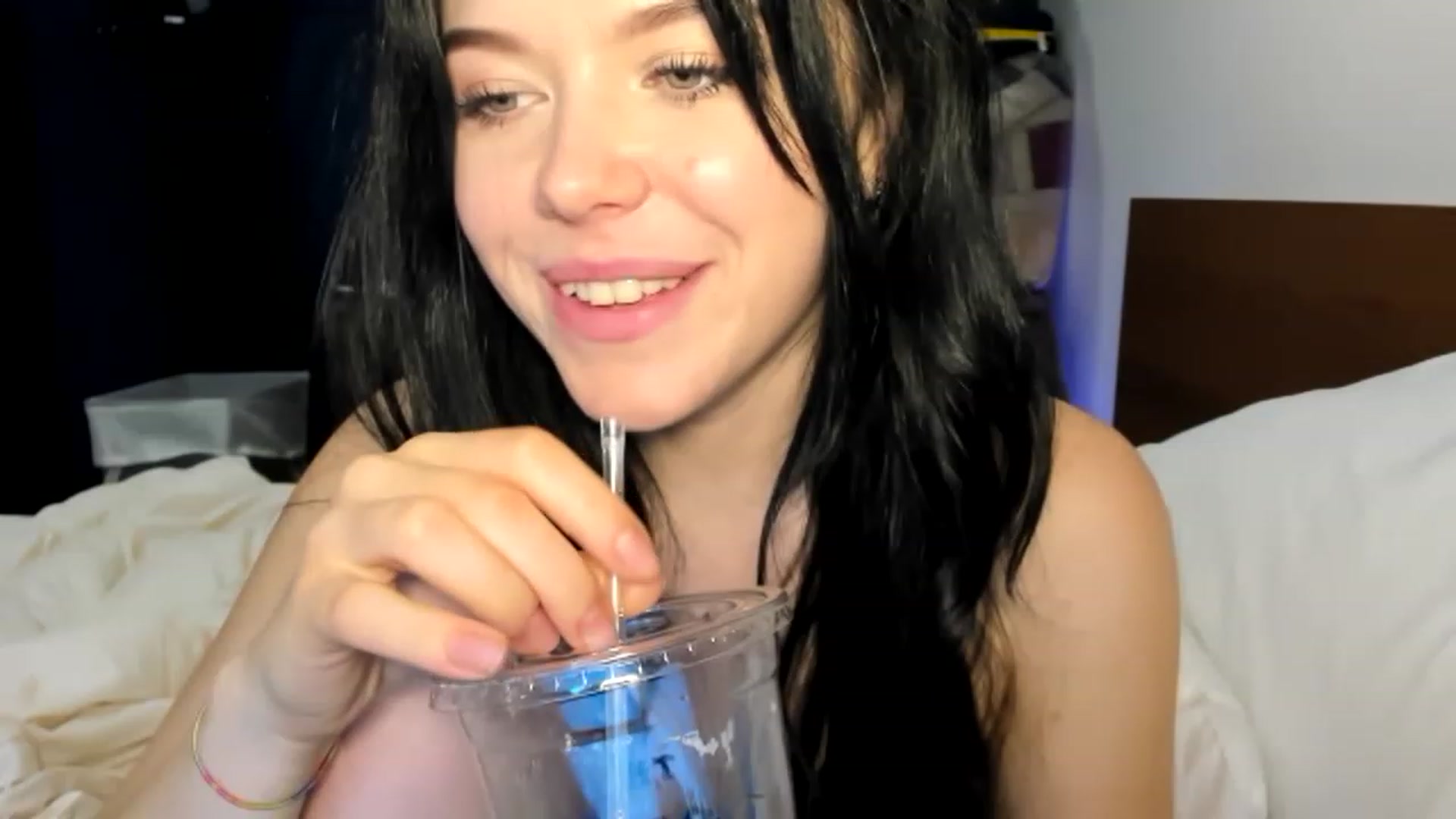 Gallery image thumbnail from Nancy_Morris's myfreecams stream on, 04/14/2023, 05:36 image 20 of 20