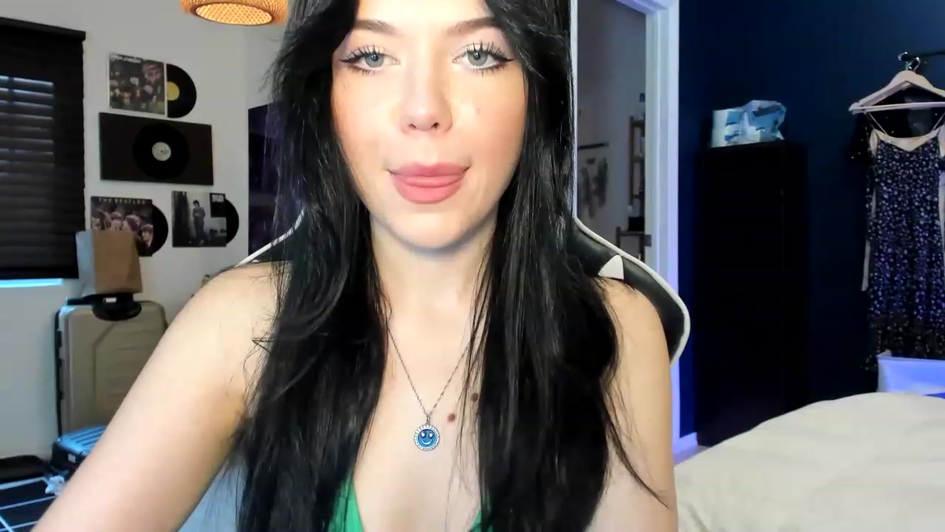 Gallery image thumbnail from Nancy_Morris's myfreecams stream on, 04/16/2023, 24:01 image 3 of 20