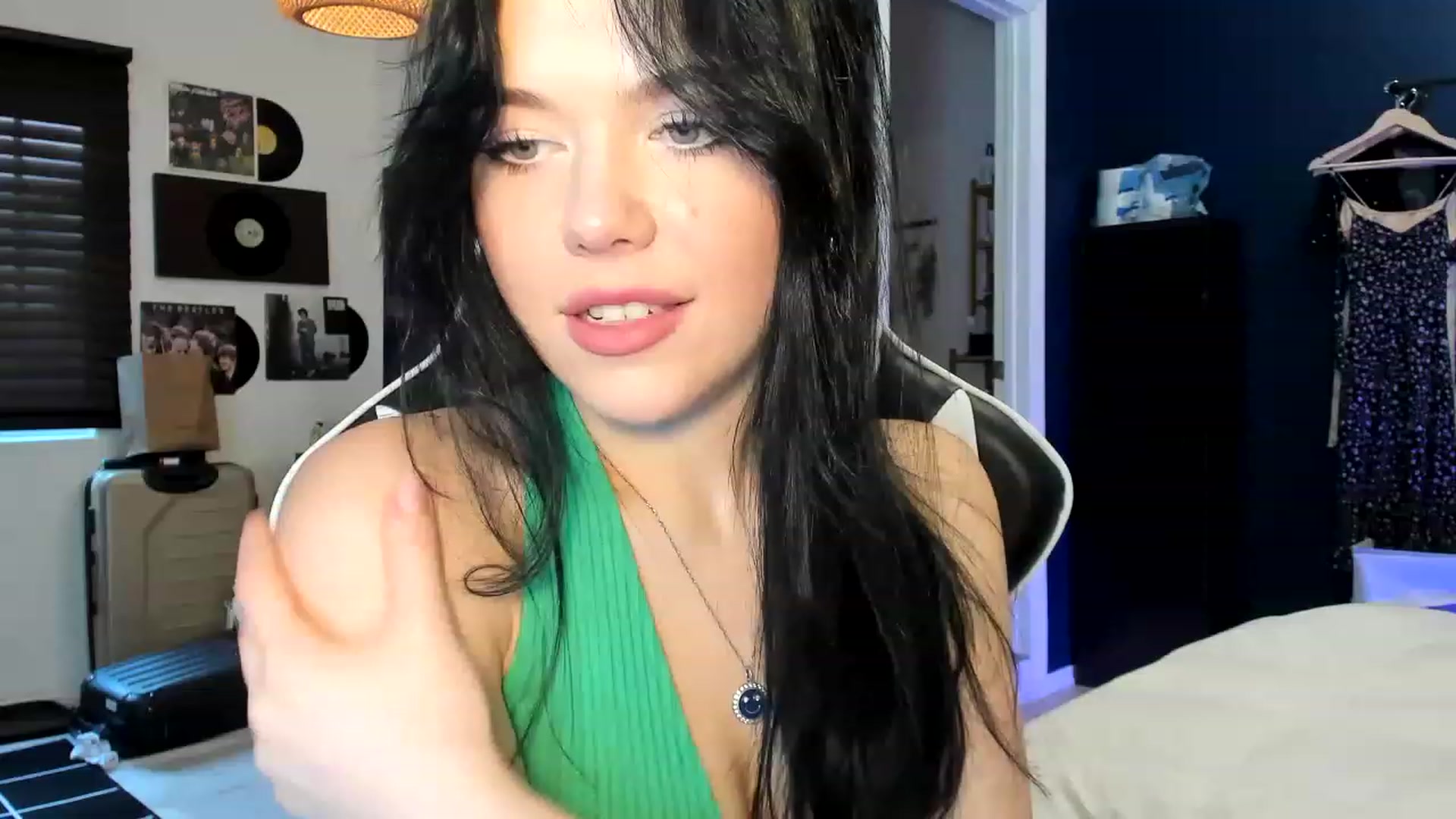 Gallery image thumbnail from Nancy_Morris's myfreecams stream on, 04/16/2023, 24:01 image 1 of 20