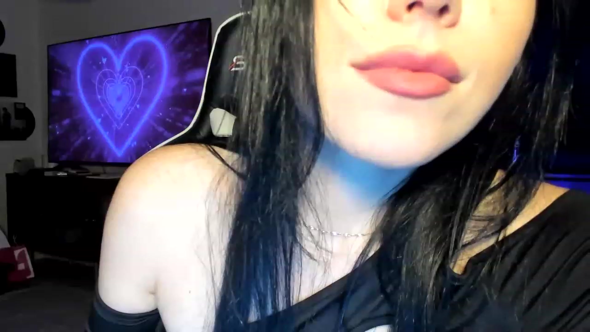 Gallery image thumbnail from Nancy_Morris's myfreecams stream on, 04/16/2023, 03:16 image 12 of 20