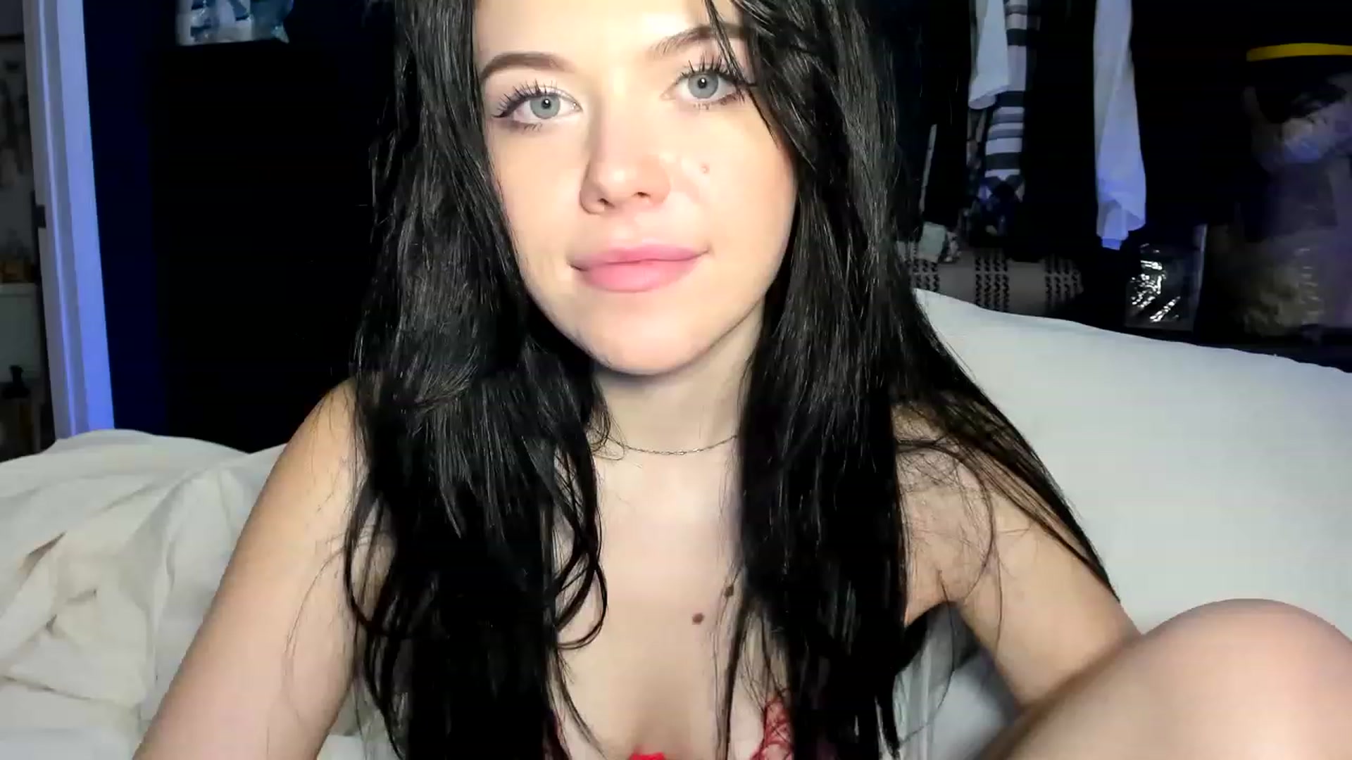Gallery image thumbnail from Nancy_Morris's myfreecams stream on, 04/16/2023, 08:35 image 17 of 20