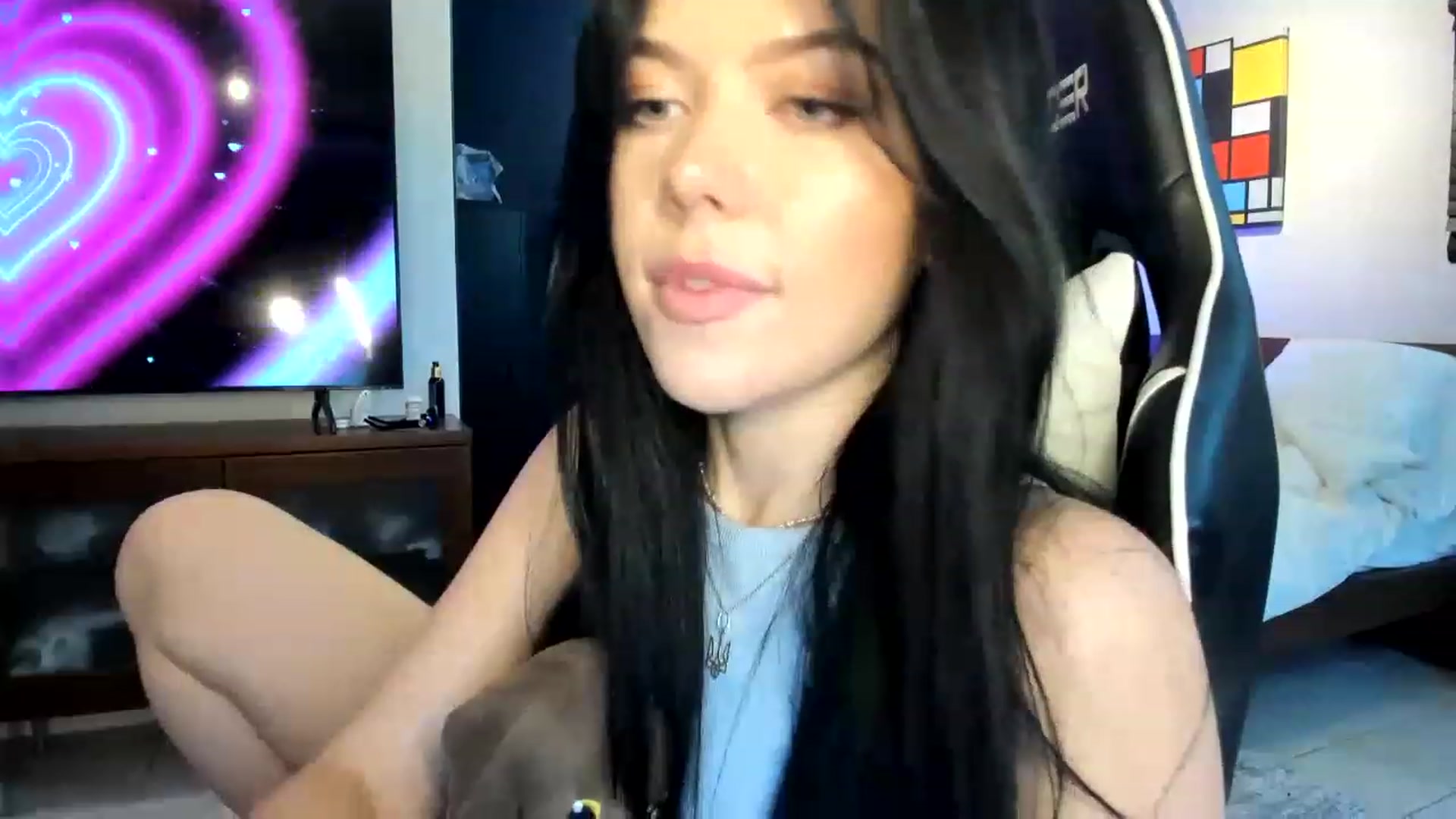 Gallery image thumbnail from Nancy_Morris's myfreecams stream on, 04/17/2023, 01:28 image 5 of 20