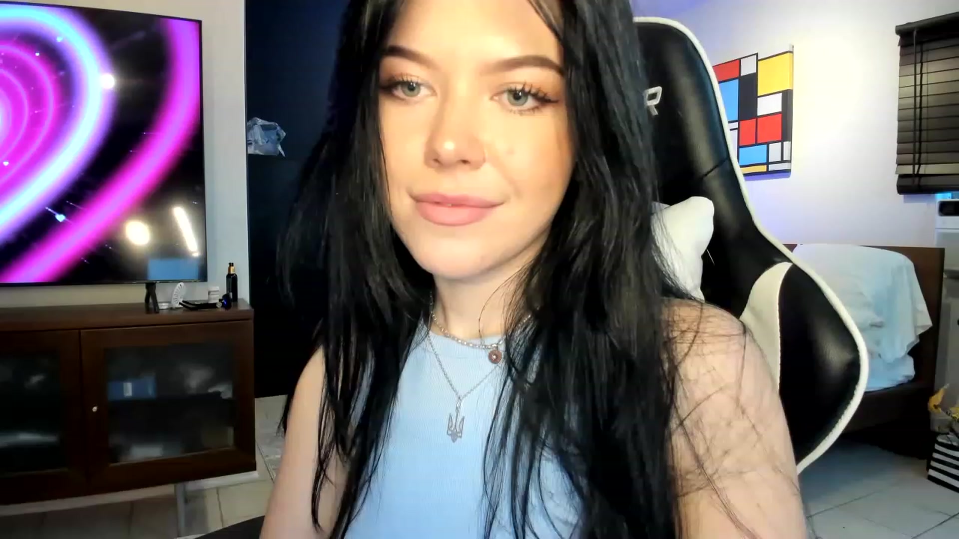 Gallery image thumbnail from Nancy_Morris's myfreecams stream on, 04/17/2023, 04:28 image 1 of 20