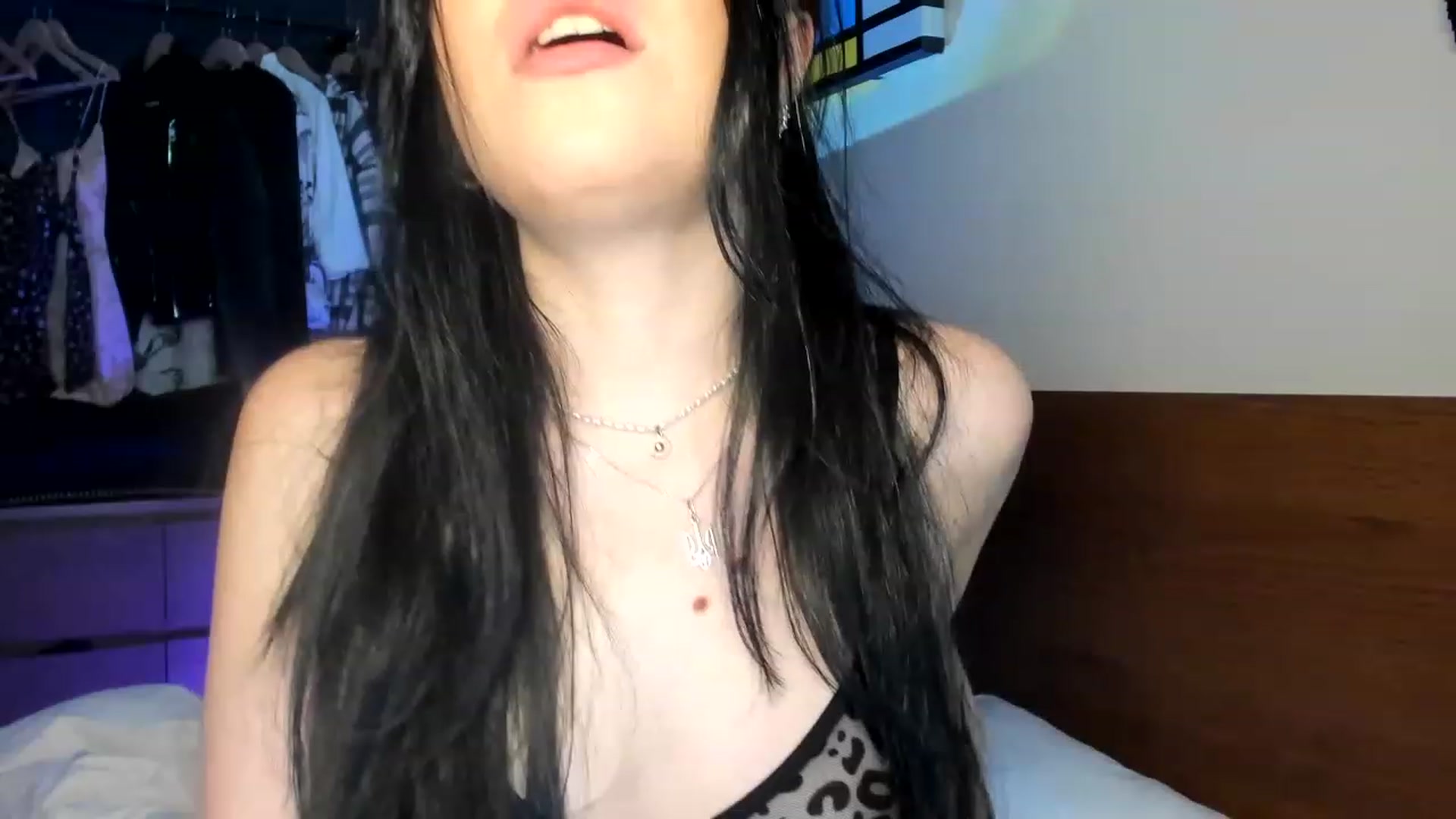 Gallery image thumbnail from Nancy_Morris's myfreecams stream on, 04/18/2023, 24:22 image 20 of 20