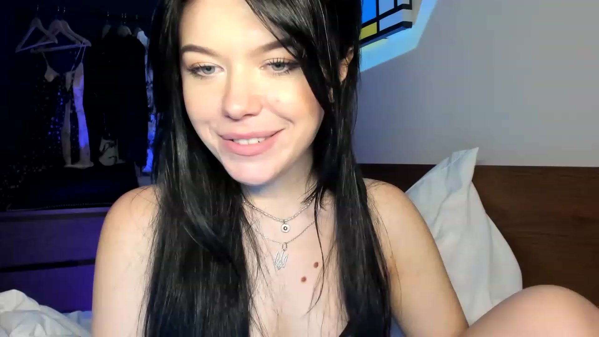 Gallery image thumbnail from Nancy_Morris's myfreecams stream on, 04/18/2023, 05:09 image 9 of 20