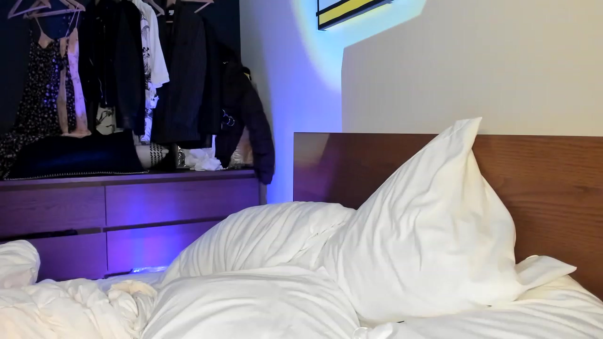 Gallery image thumbnail from Nancy_Morris's myfreecams stream on, 04/18/2023, 05:09 image 15 of 20