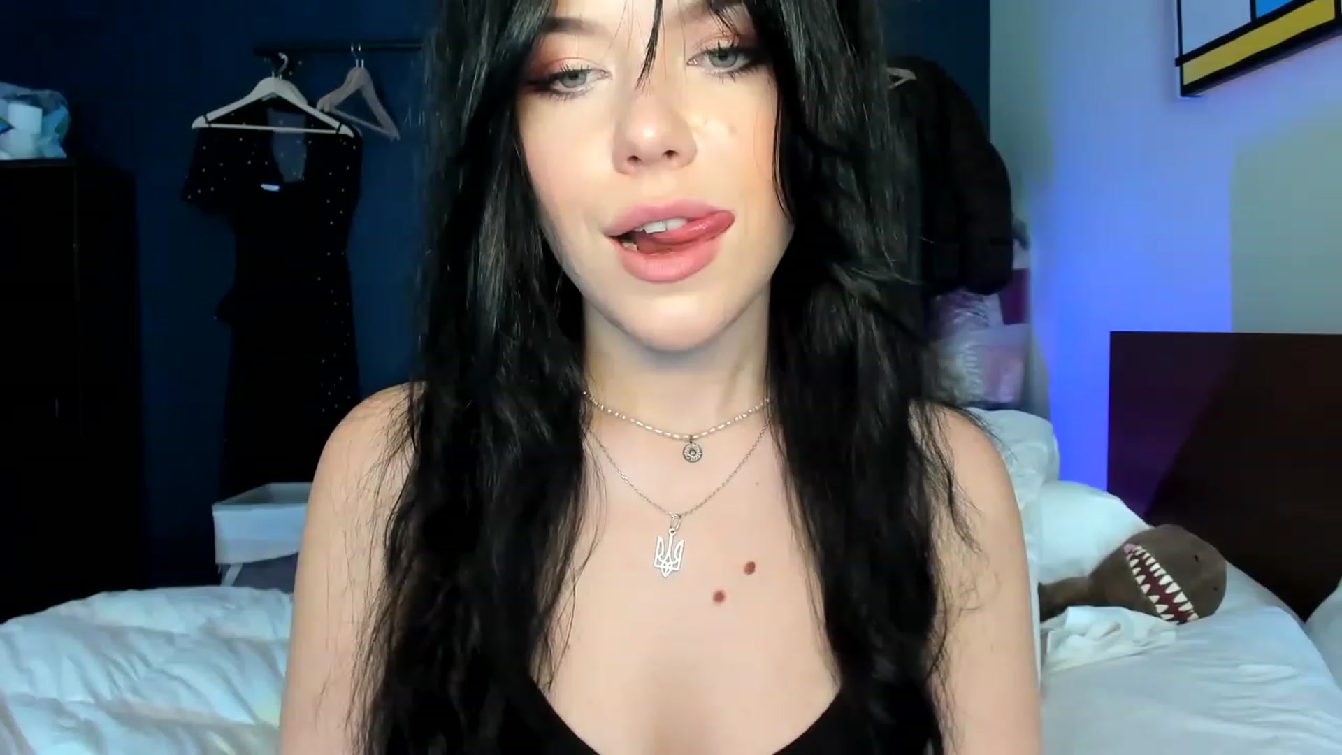 Gallery image thumbnail from Nancy_Morris's myfreecams stream on, 04/19/2023, 23:19 image 6 of 20