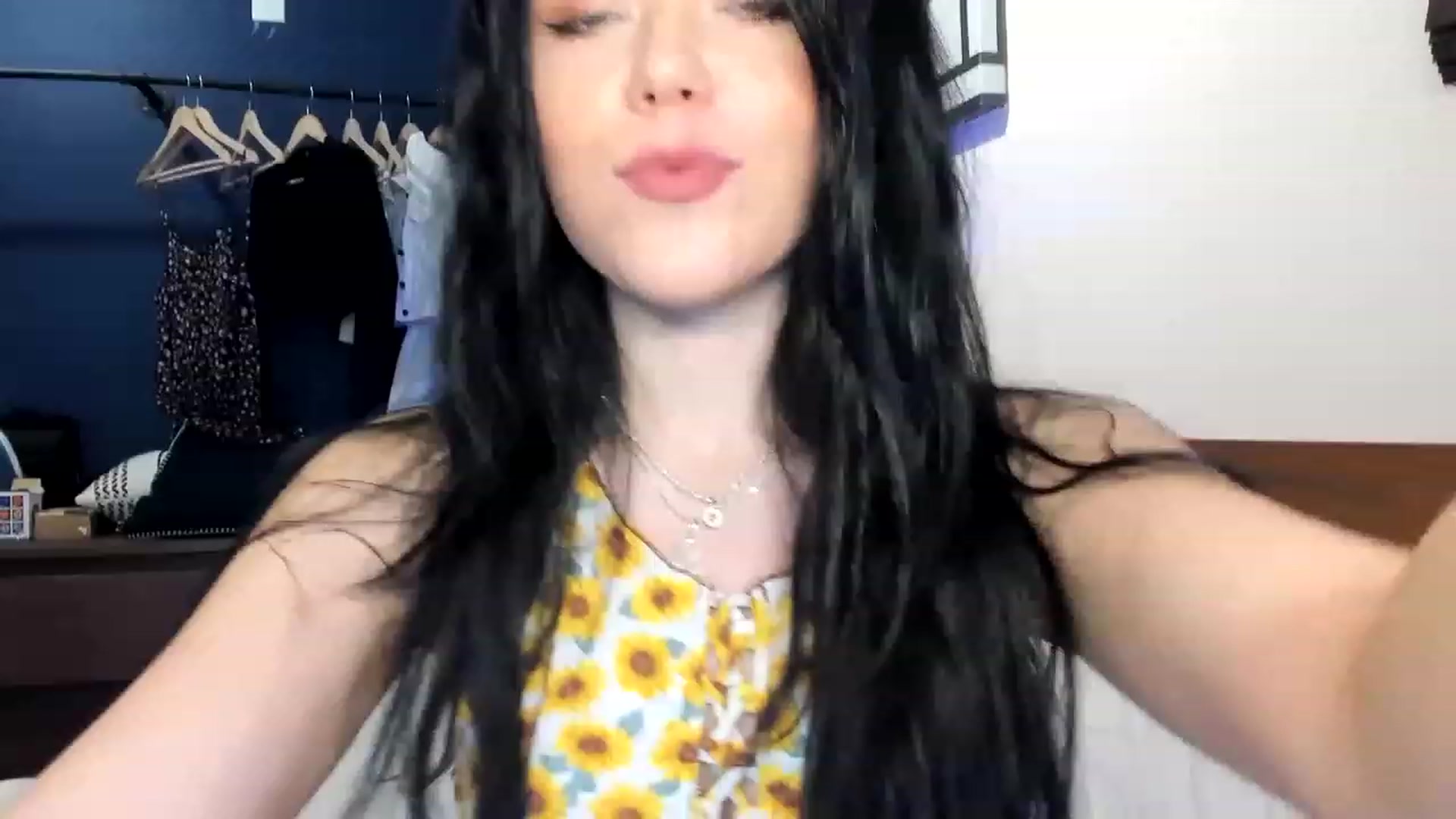 Gallery image thumbnail from Nancy_Morris's myfreecams stream on, 04/22/2023, 02:11 image 7 of 20