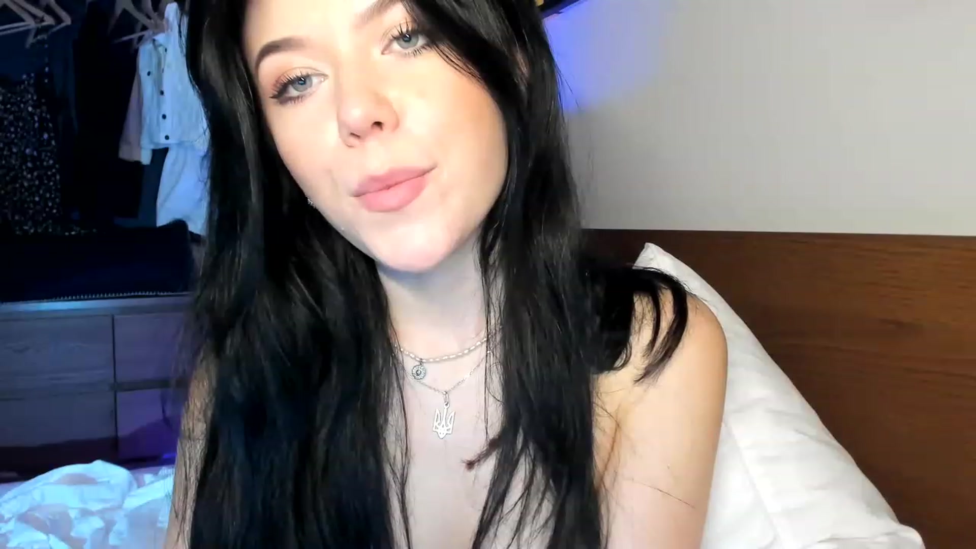 Gallery image thumbnail from Nancy_Morris's myfreecams stream on, 04/22/2023, 07:15 image 19 of 20