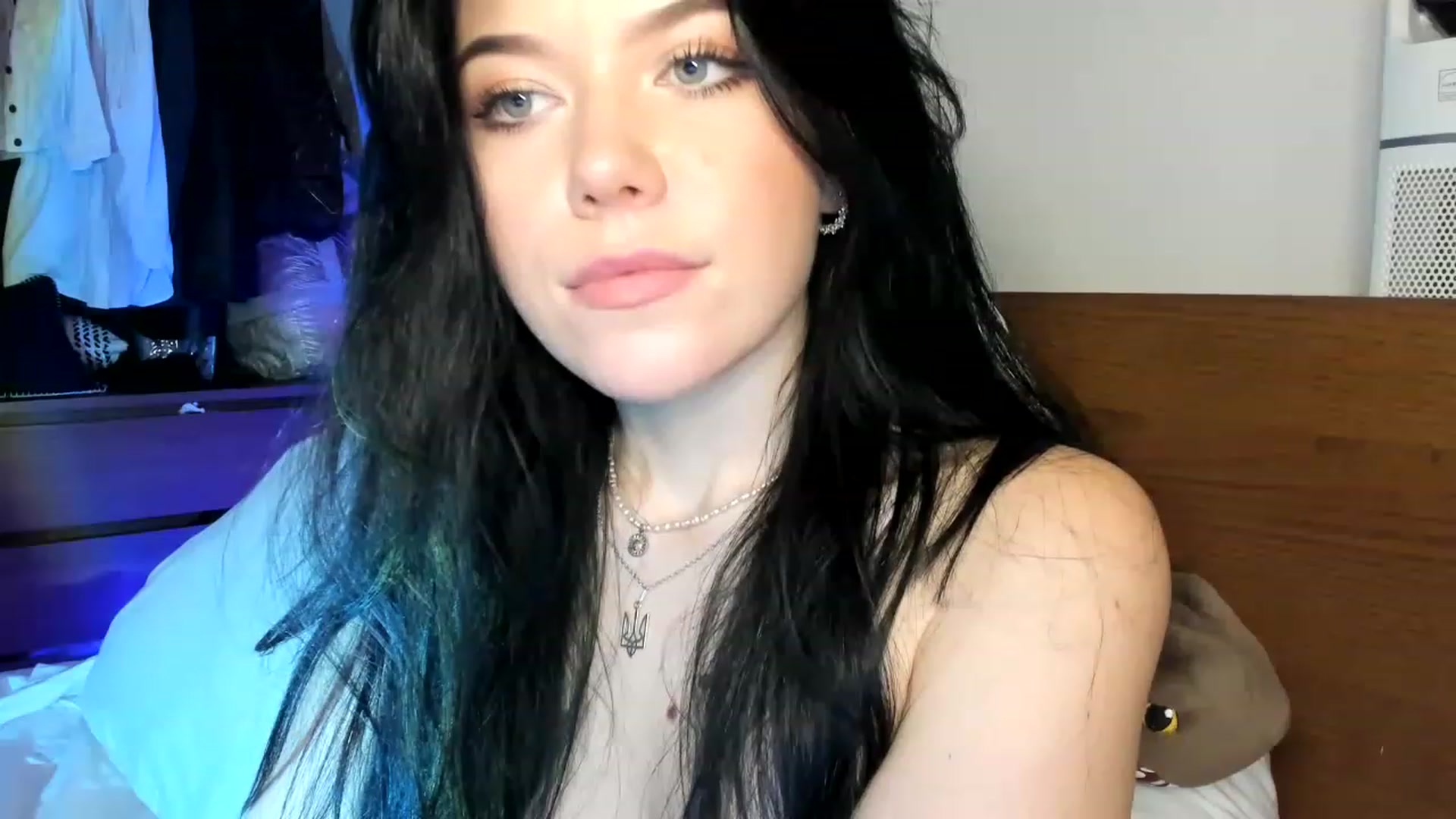 Gallery image thumbnail from Nancy_Morris's myfreecams stream on, 04/22/2023, 07:15 image 11 of 20