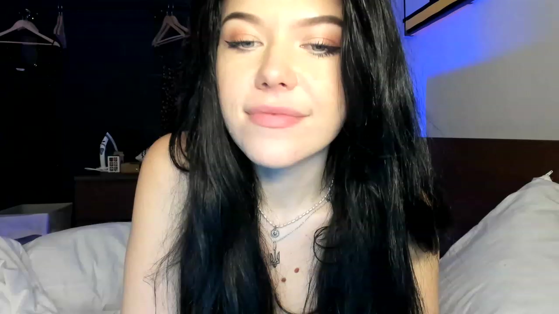 Gallery image thumbnail from Nancy_Morris's myfreecams stream on, 04/22/2023, 09:52 image 17 of 20