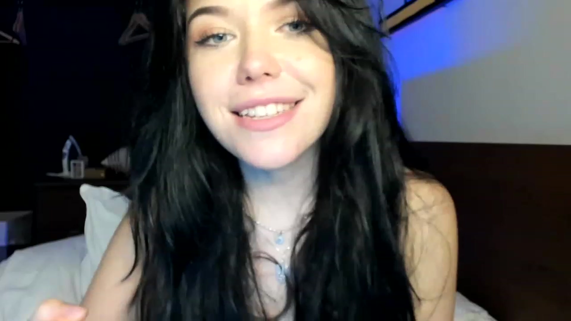 Gallery image thumbnail from Nancy_Morris's myfreecams stream on, 04/22/2023, 09:52 image 18 of 20