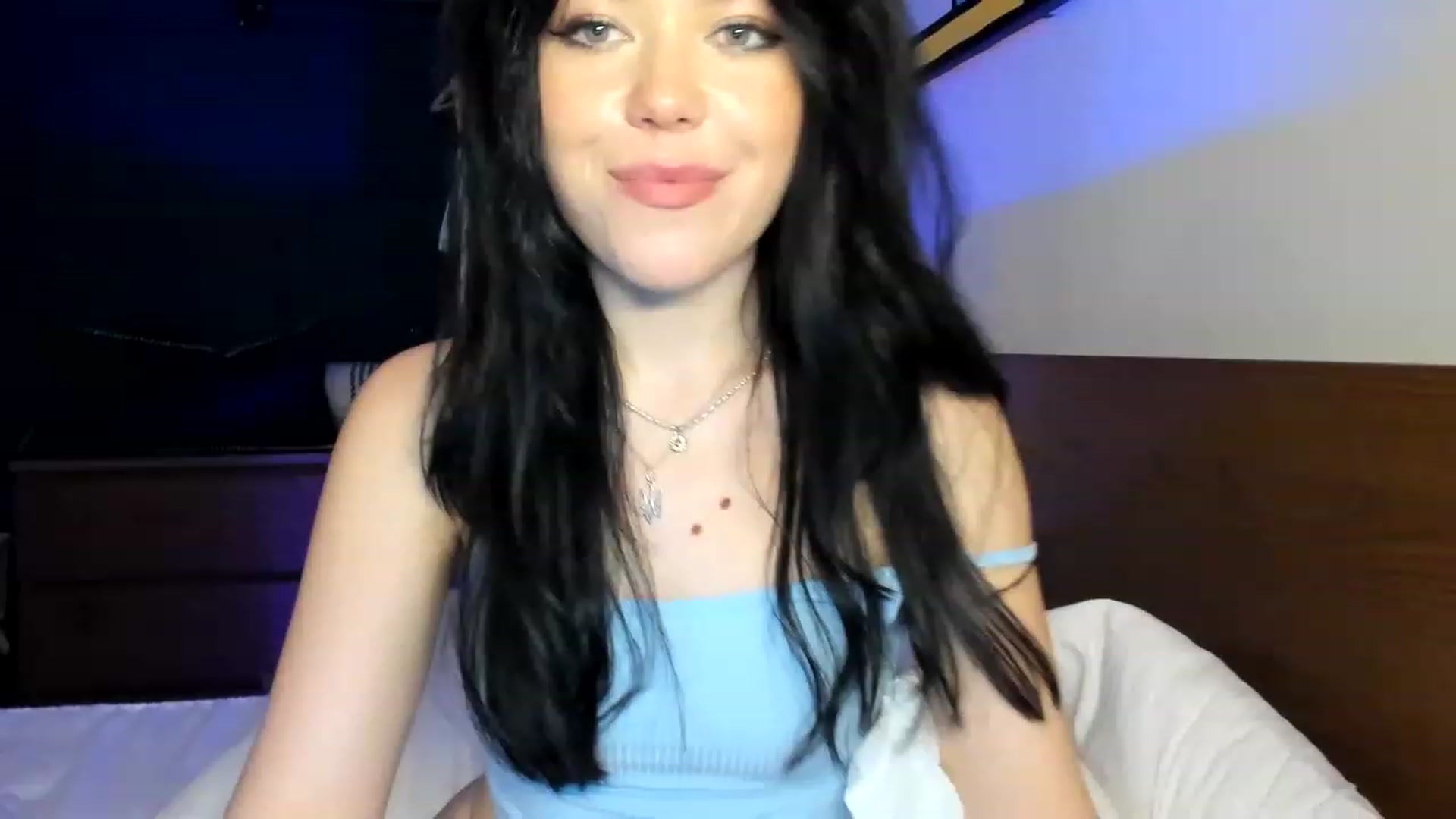 Gallery image thumbnail from Nancy_Morris's myfreecams stream on, 04/23/2023, 05:18 image 20 of 20