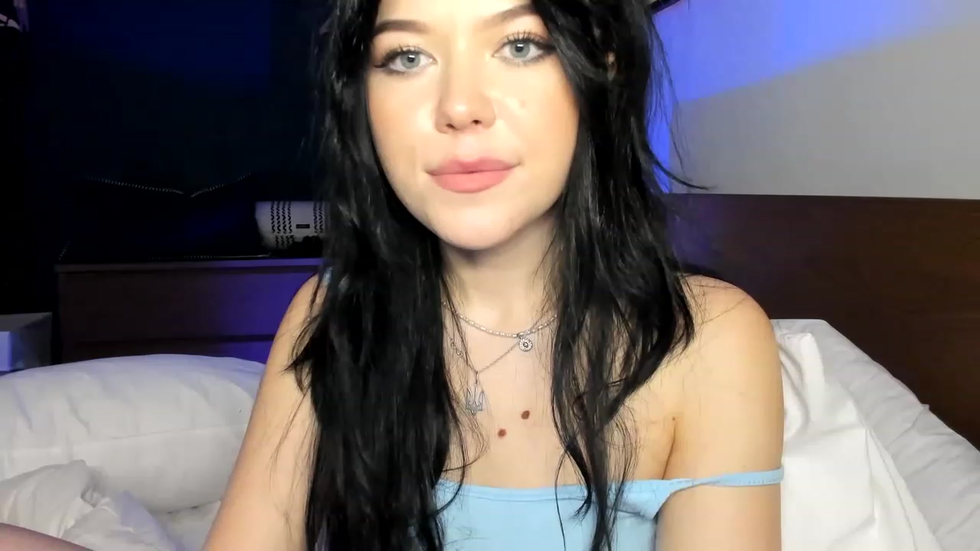 Gallery image thumbnail from Nancy_Morris's myfreecams stream on, 04/23/2023, 05:18 image 13 of 20