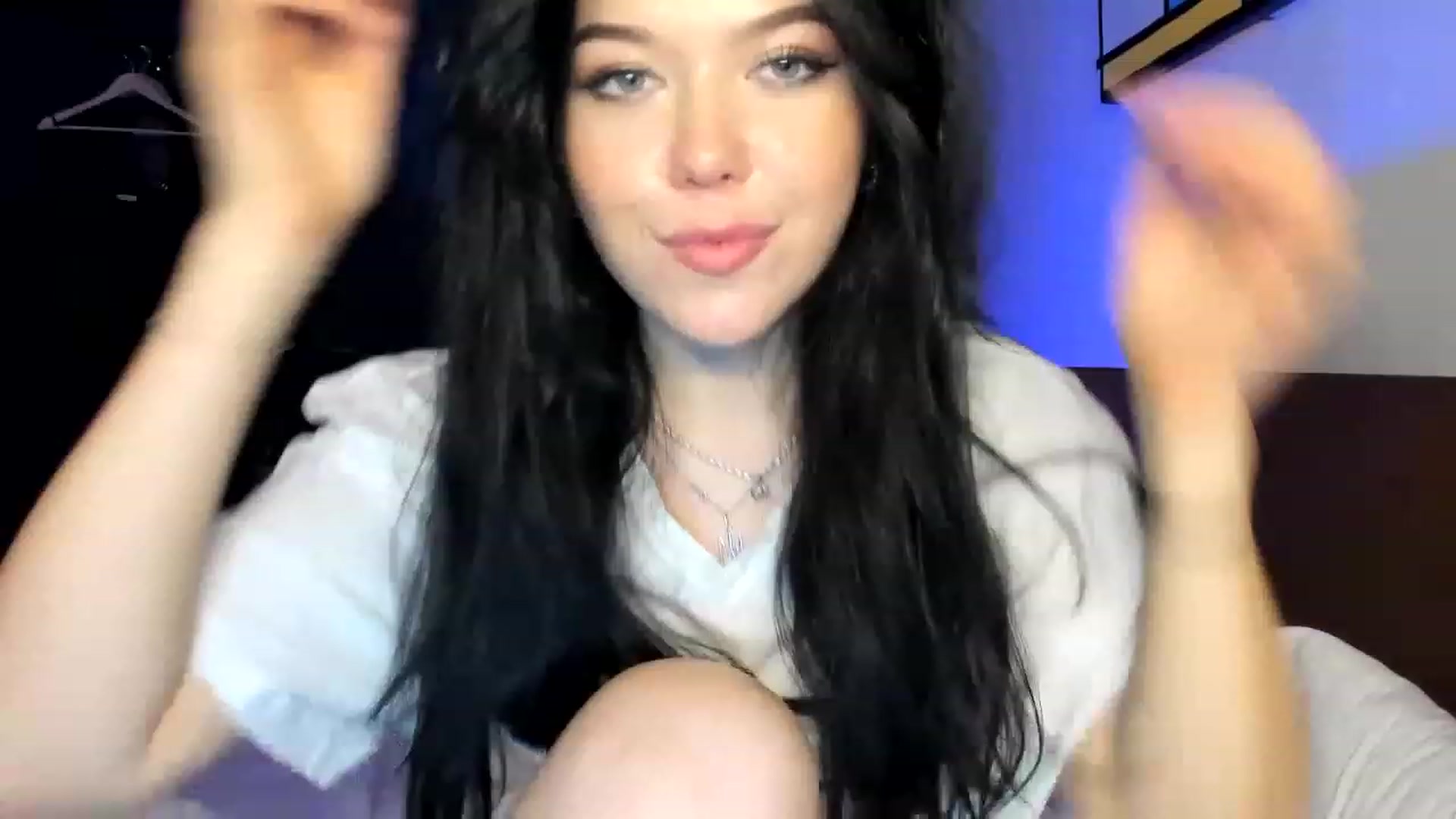 Gallery image thumbnail from Nancy_Morris's myfreecams stream on, 04/23/2023, 05:59 image 1 of 20