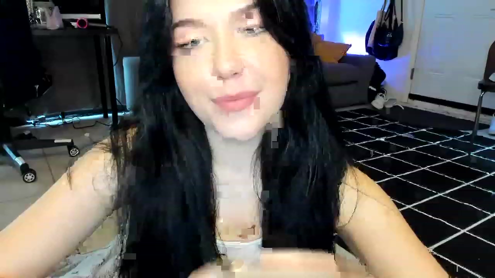Gallery image thumbnail from Nancy_Morris's myfreecams stream on, 04/24/2023, 01:05 image 13 of 20