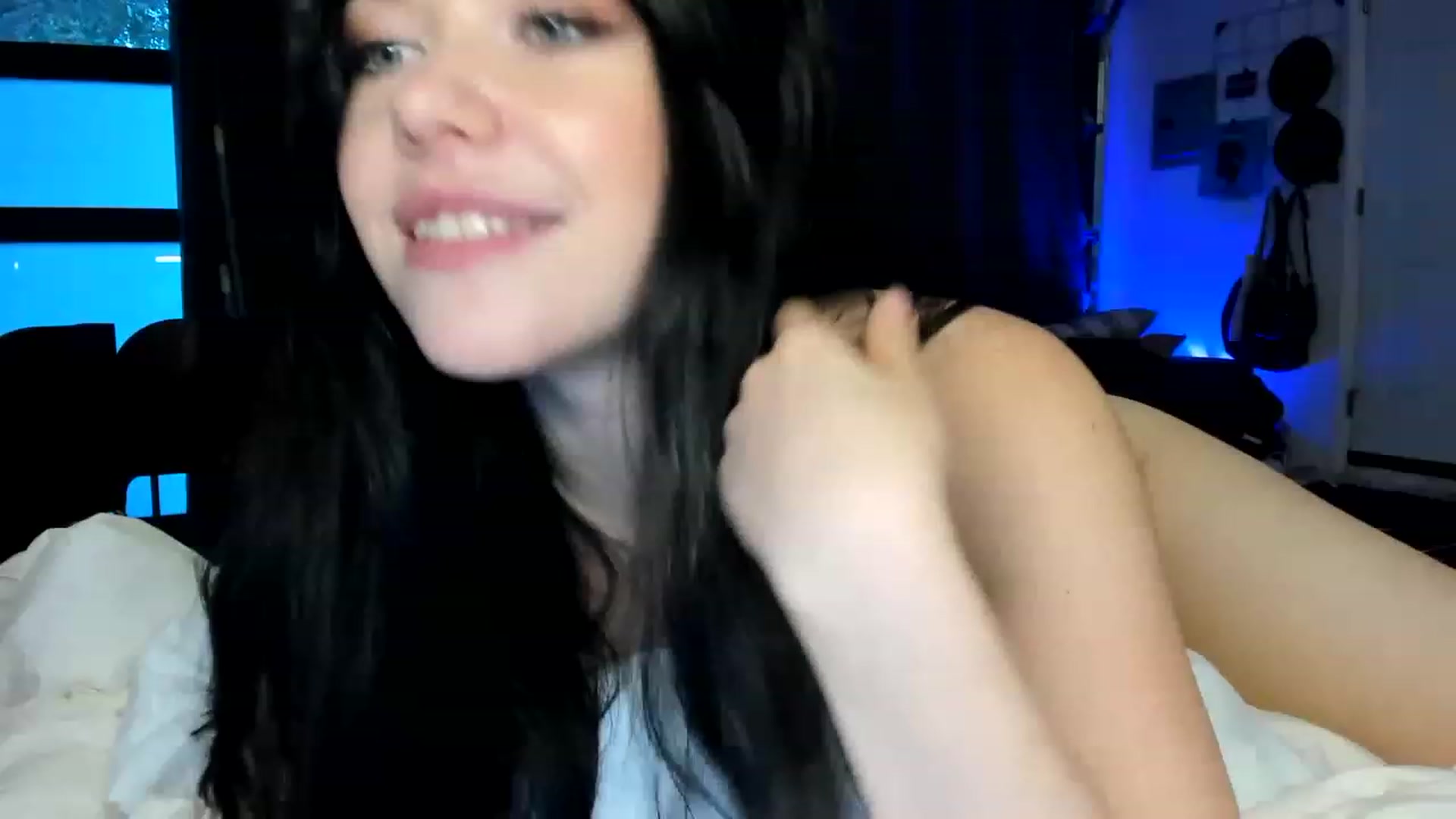 Gallery image thumbnail from Nancy_Morris's myfreecams stream on, 04/24/2023, 05:41 image 1 of 20