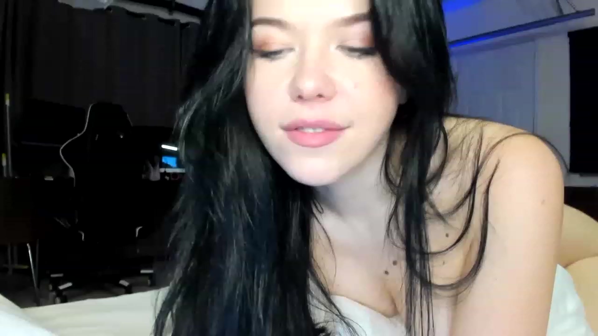 Gallery image thumbnail from Nancy_Morris's myfreecams stream on, 04/24/2023, 06:06 image 11 of 20