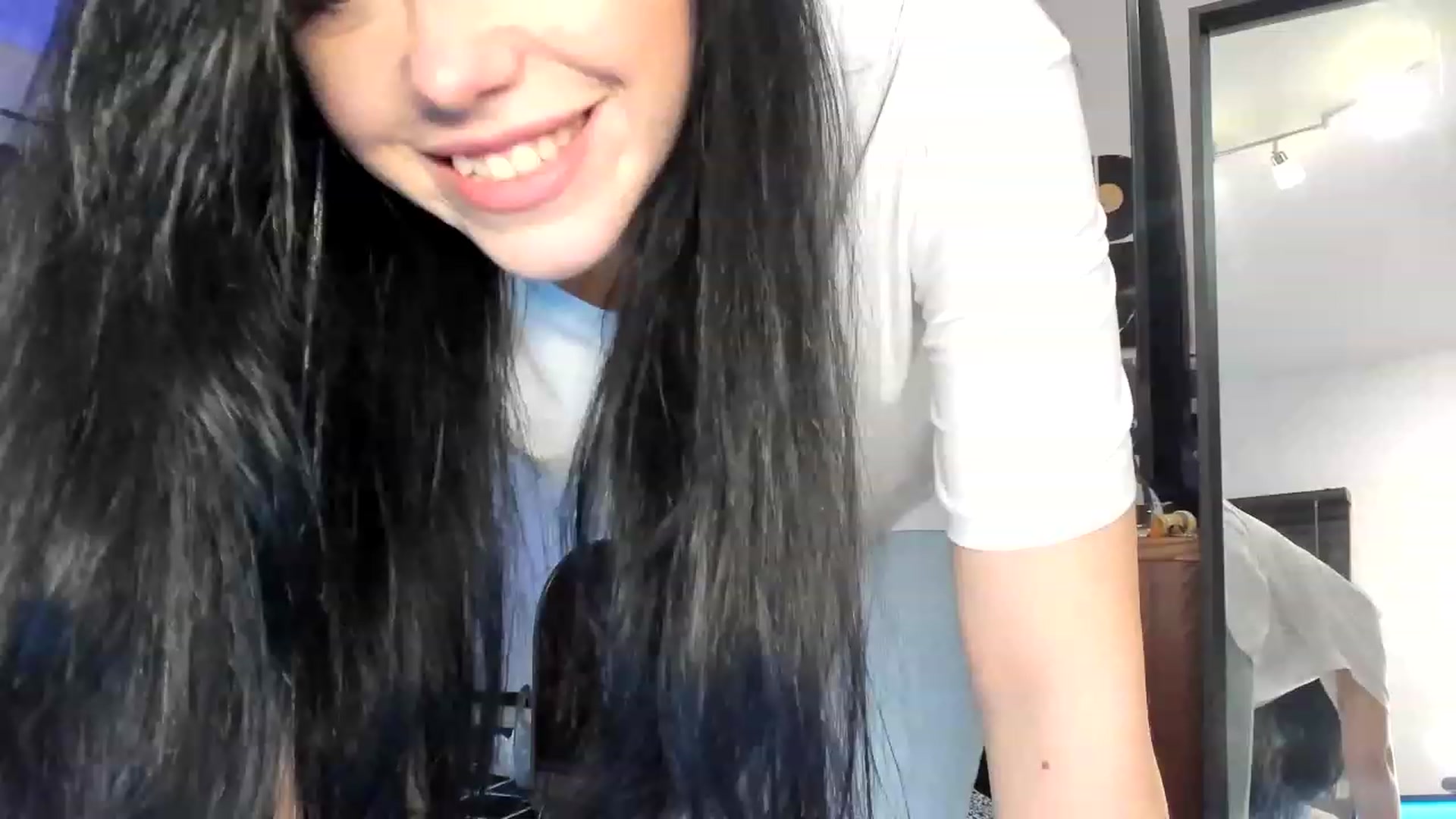 Gallery image thumbnail from Nancy_Morris's myfreecams stream on, 04/25/2023, 01:31 image 14 of 20