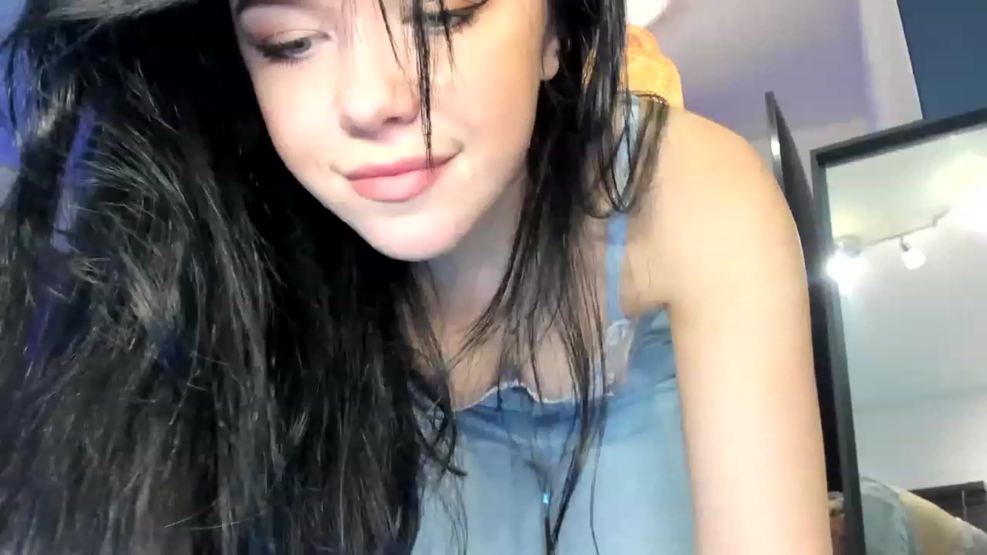 Gallery image thumbnail from Nancy_Morris's myfreecams stream on, 04/25/2023, 01:31 image 18 of 20