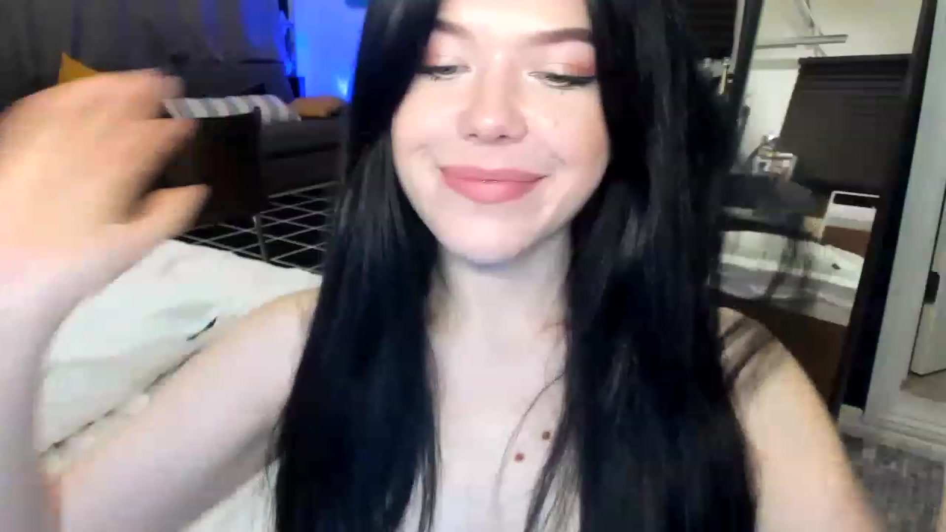 Gallery image thumbnail from Nancy_Morris's myfreecams stream on, 04/25/2023, 06:52 image 10 of 20