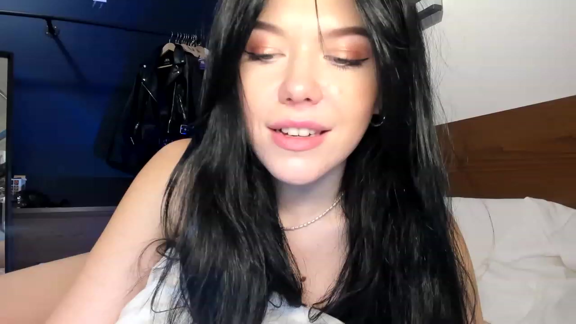 Gallery image thumbnail from Nancy_Morris's myfreecams stream on, 04/27/2023, 02:20 image 20 of 20