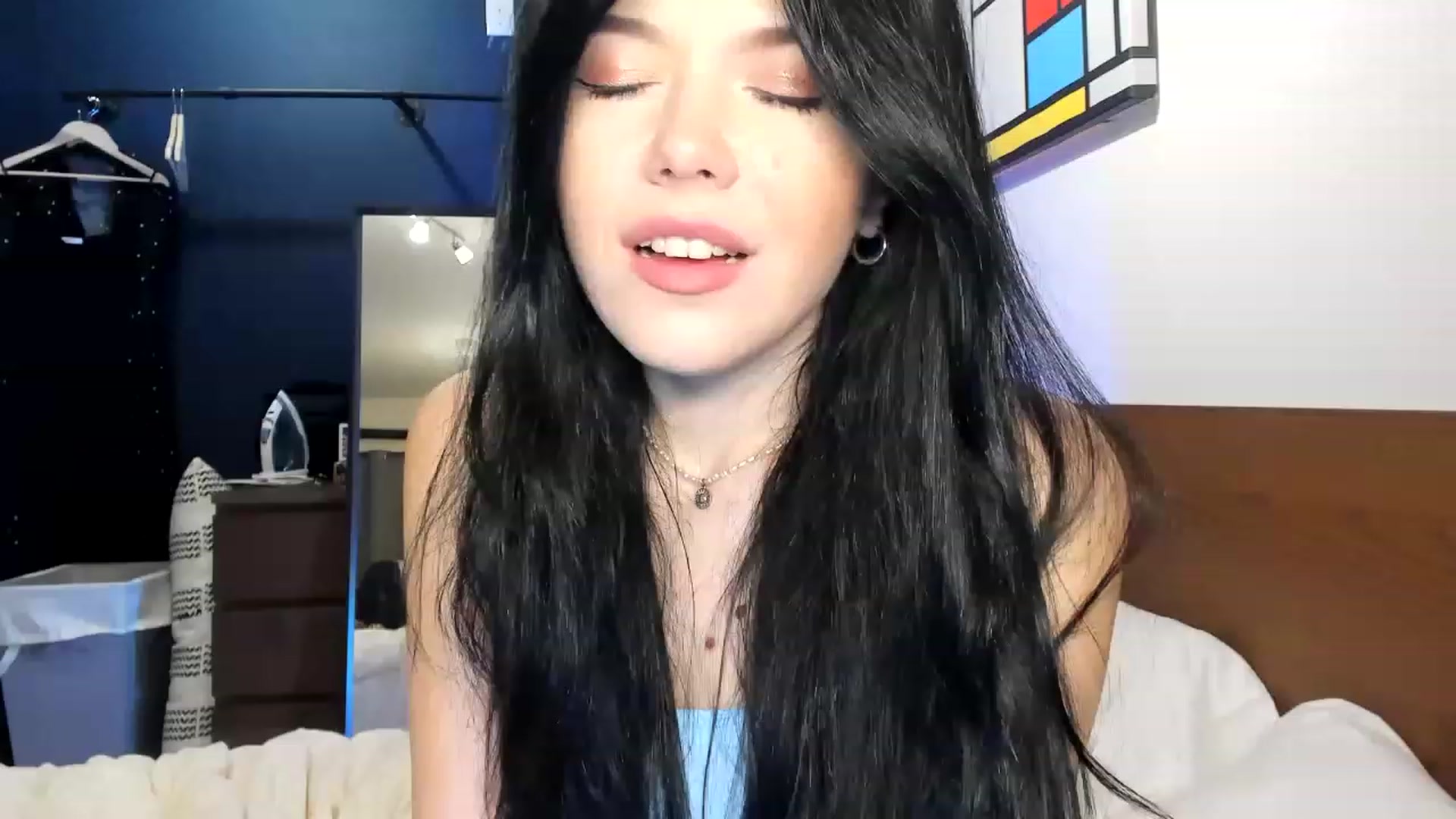 Gallery image thumbnail from Nancy_Morris's myfreecams stream on, 04/27/2023, 05:39 image 14 of 20