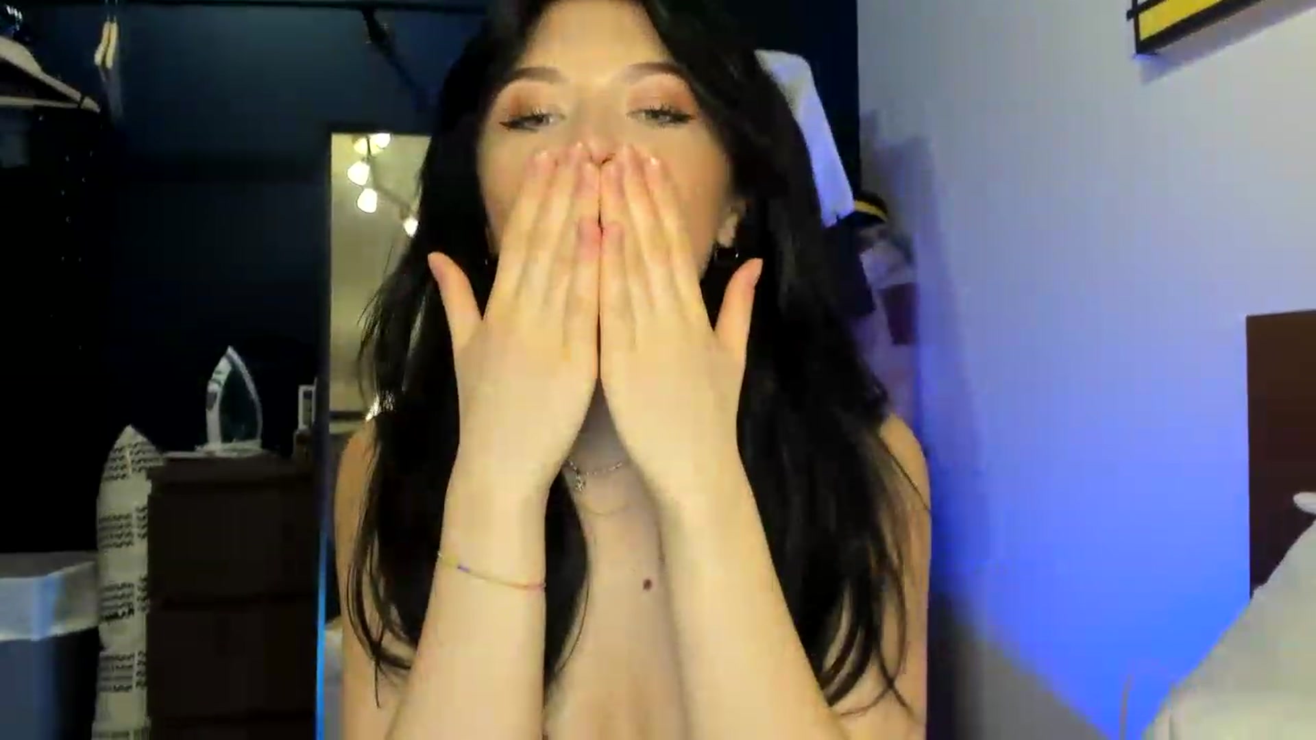 Gallery image thumbnail from Nancy_Morris's myfreecams stream on, 04/27/2023, 05:39 image 20 of 20