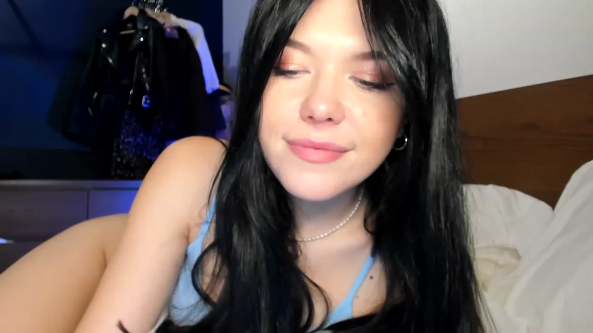 Gallery image thumbnail from Nancy_Morris's myfreecams stream on, 04/27/2023, 05:39 image 1 of 20