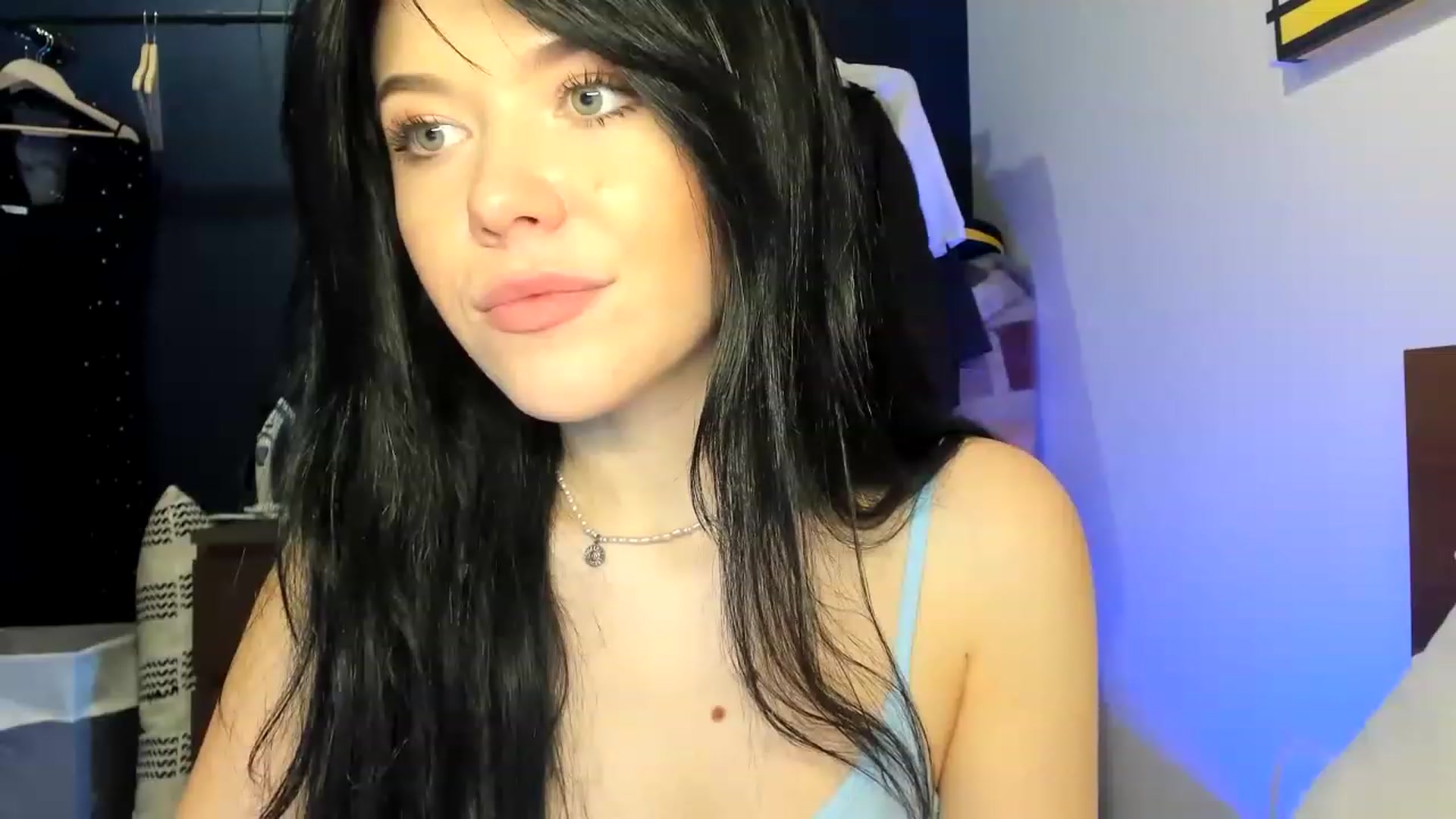 Gallery image thumbnail from Nancy_Morris's myfreecams stream on, 04/27/2023, 06:17 image 2 of 20