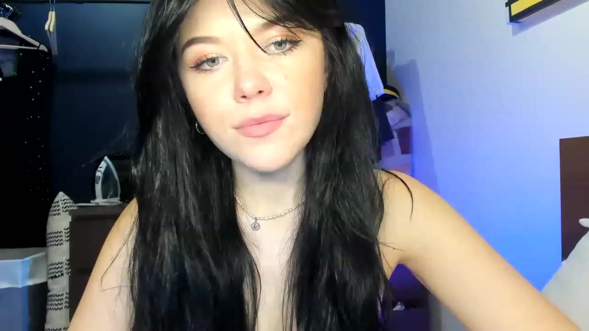 Gallery image thumbnail from Nancy_Morris's myfreecams stream on, 04/27/2023, 06:17 image 1 of 20