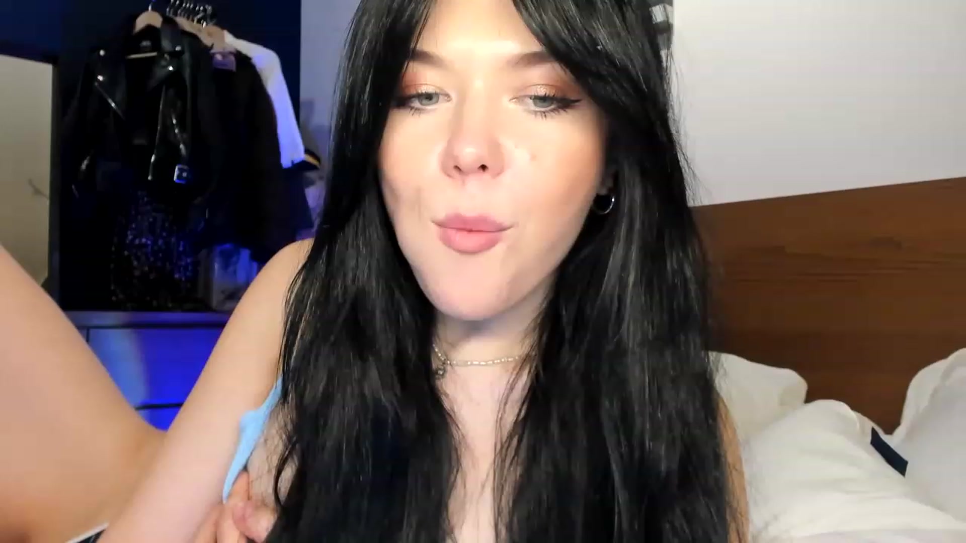 Gallery image thumbnail from Nancy_Morris's myfreecams stream on, 04/27/2023, 07:40 image 15 of 20