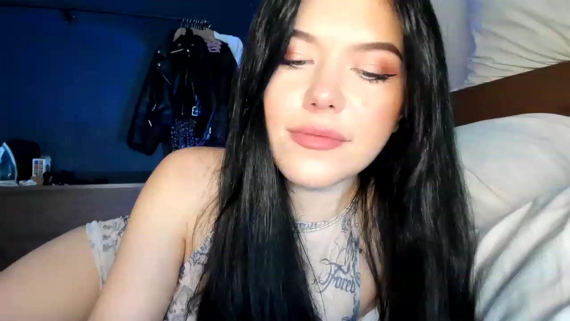 Gallery image thumbnail from Nancy_Morris's myfreecams stream on, 04/28/2023, 03:45 image 1 of 20