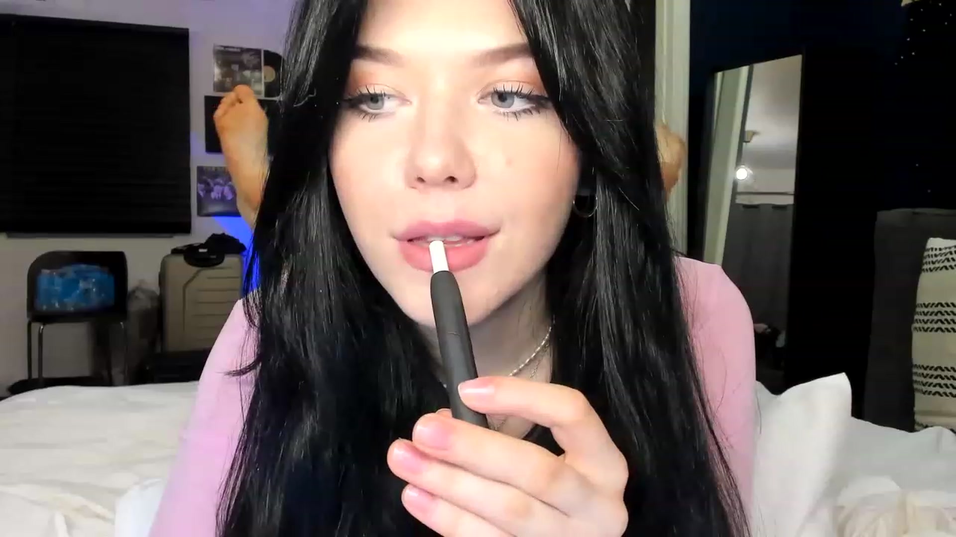 Gallery image thumbnail from Nancy_Morris's myfreecams stream on, 04/29/2023, 04:20 image 11 of 20