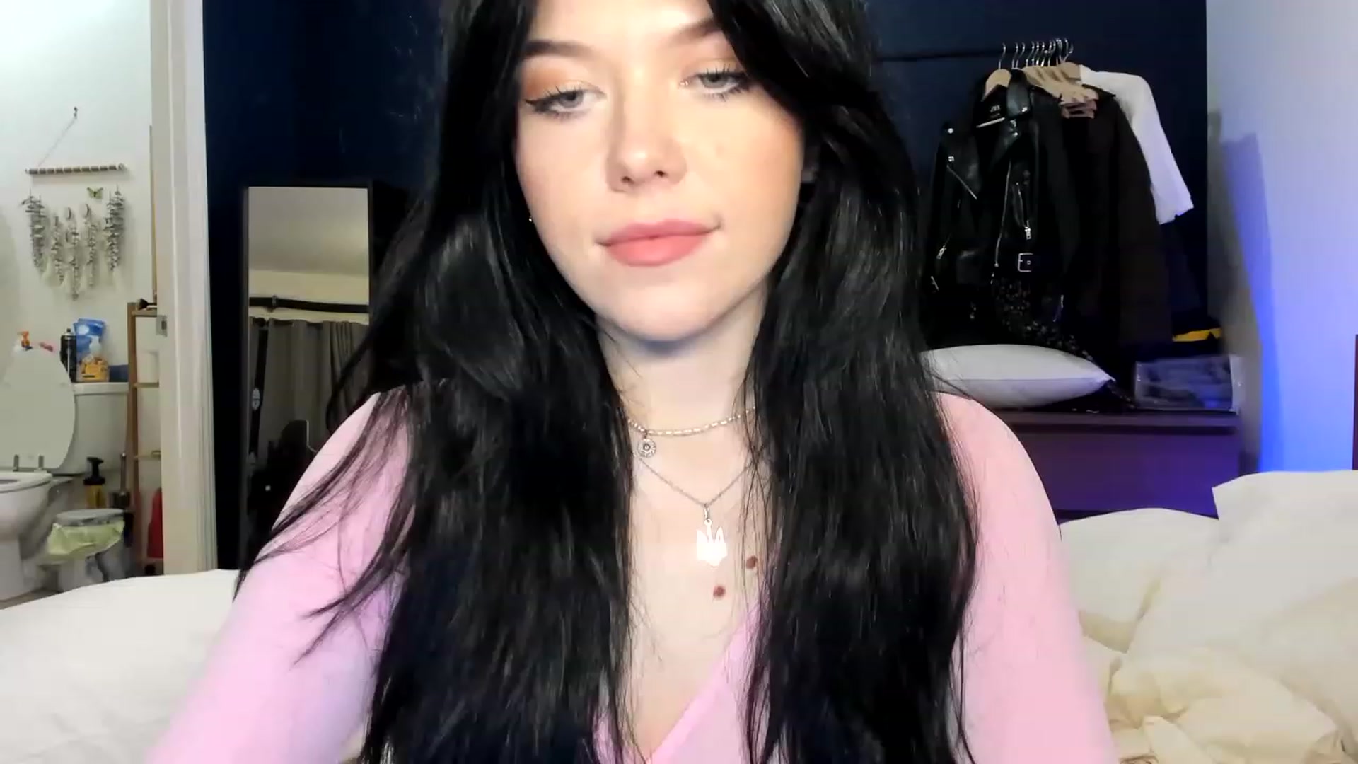 Gallery image thumbnail from Nancy_Morris's myfreecams stream on, 04/29/2023, 04:59 image 15 of 20
