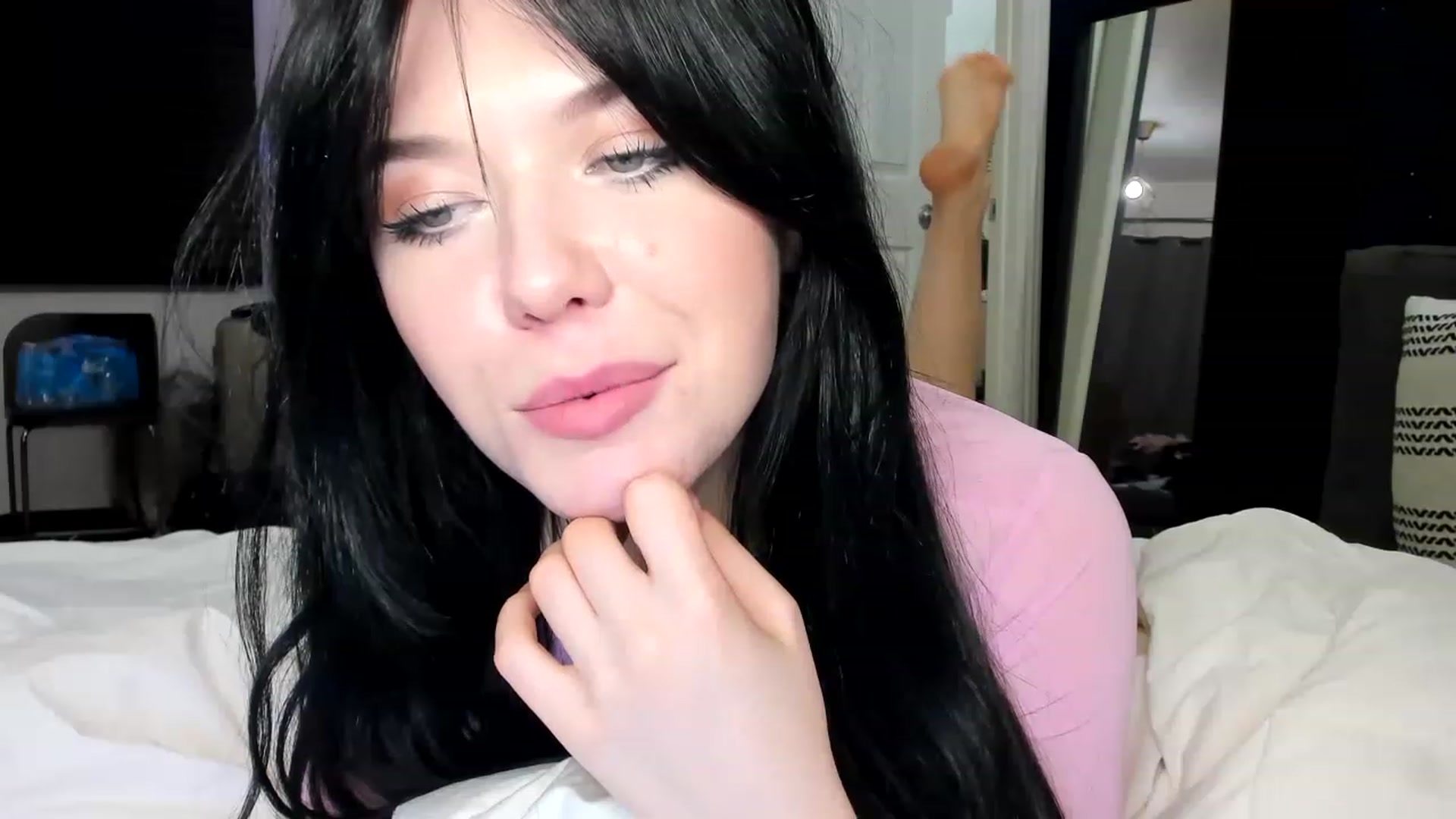 Gallery image thumbnail from Nancy_Morris's myfreecams stream on, 04/29/2023, 07:21 image 11 of 20