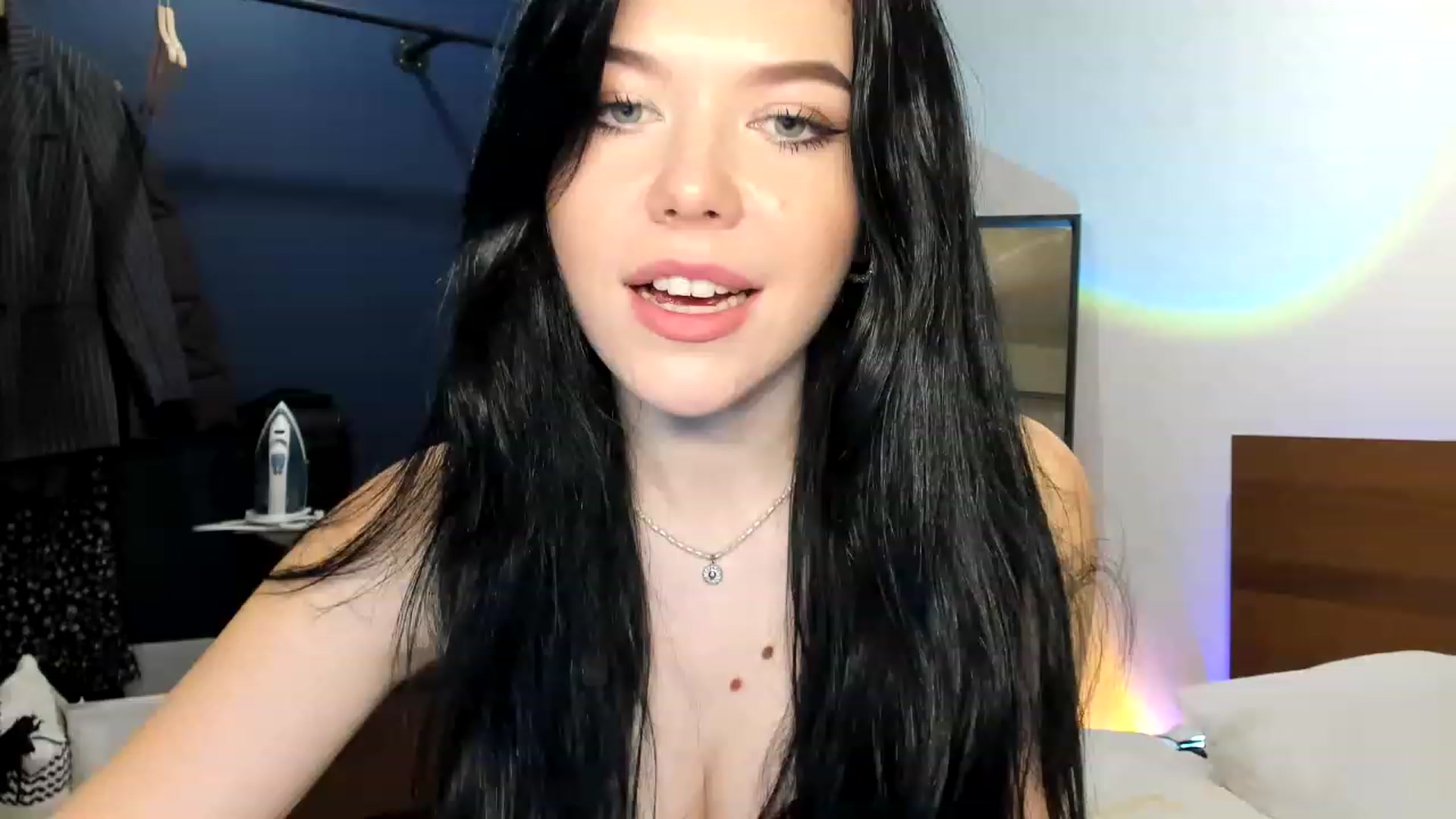 Gallery image thumbnail from Nancy_Morris's myfreecams stream on, 04/30/2023, 04:20 image 4 of 20