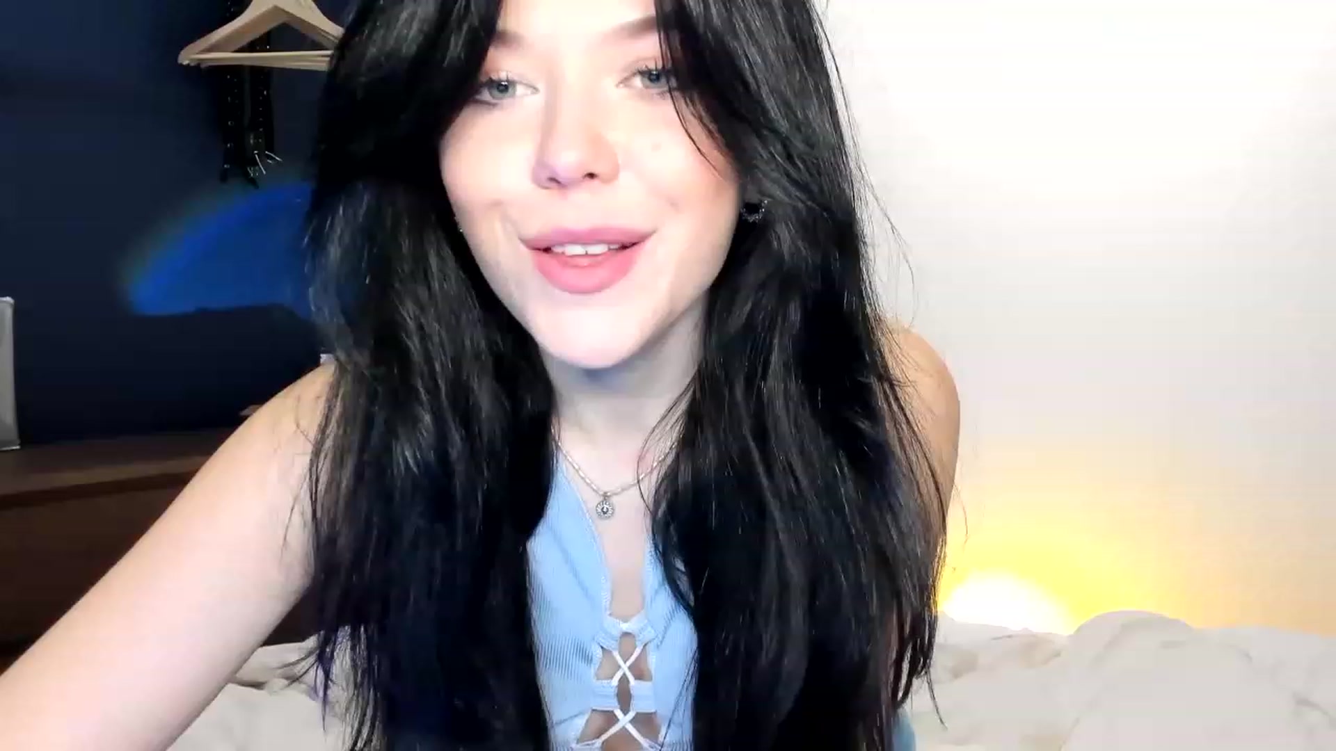 Gallery image thumbnail from Nancy_Morris's myfreecams stream on, 05/01/2023, 24:52 image 15 of 20