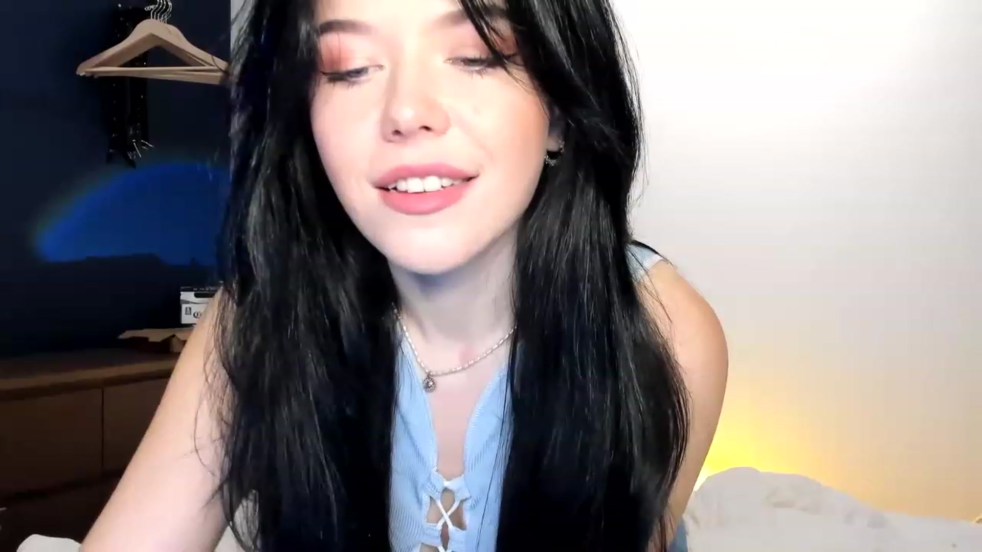 Gallery image thumbnail from Nancy_Morris's myfreecams stream on, 05/01/2023, 04:23 image 3 of 20